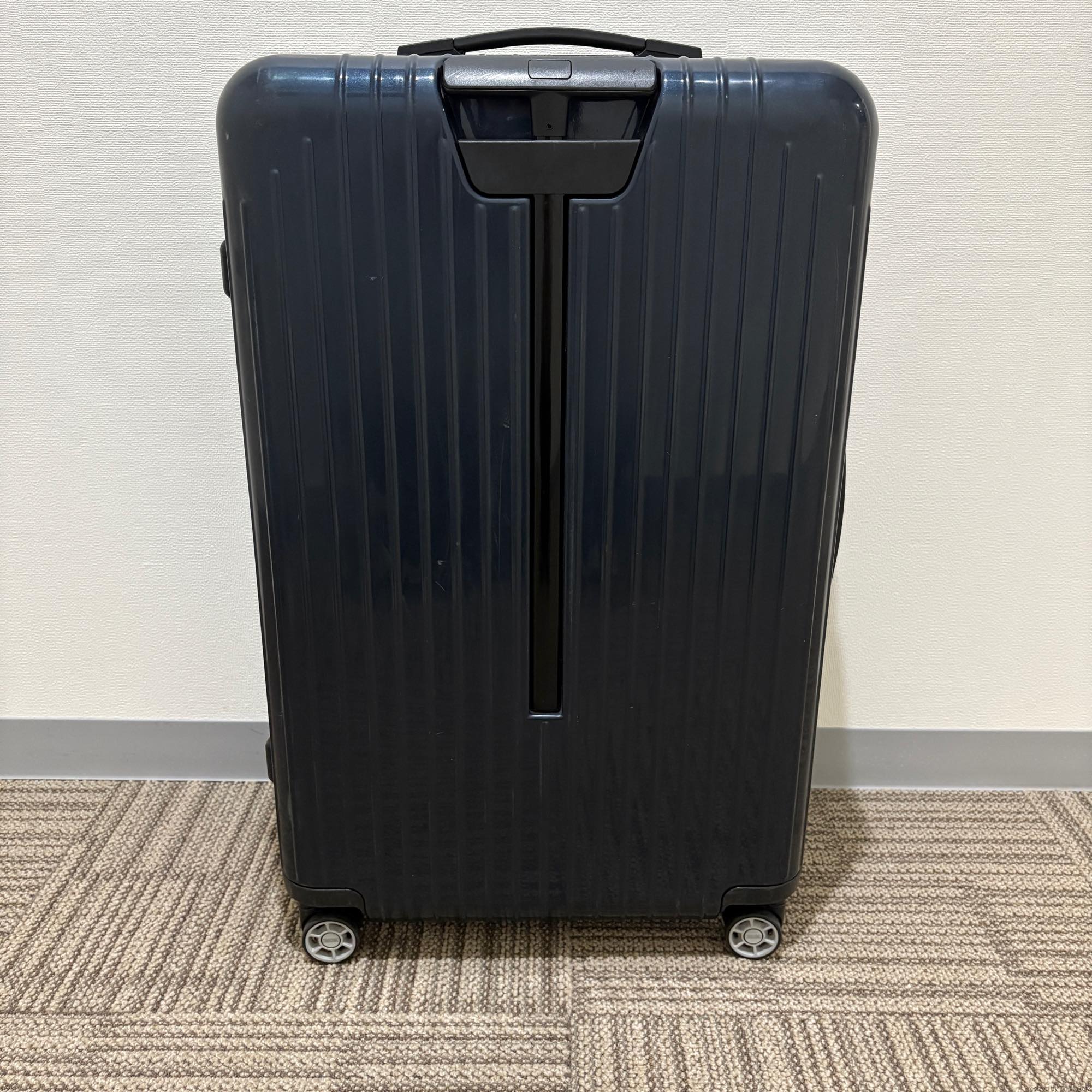 リモワ　サルサ エアー　820.70.25.4-4　中古美品　80リットル　4輪