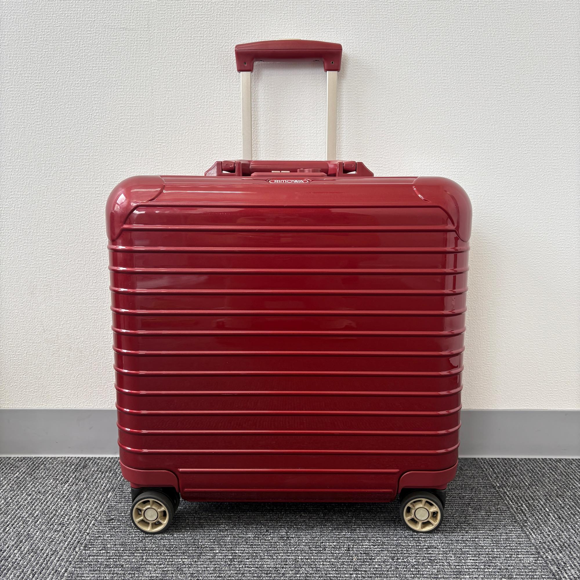 リモワ　サルサ デラックス　830.40-4　29リットル　中古美品　4輪