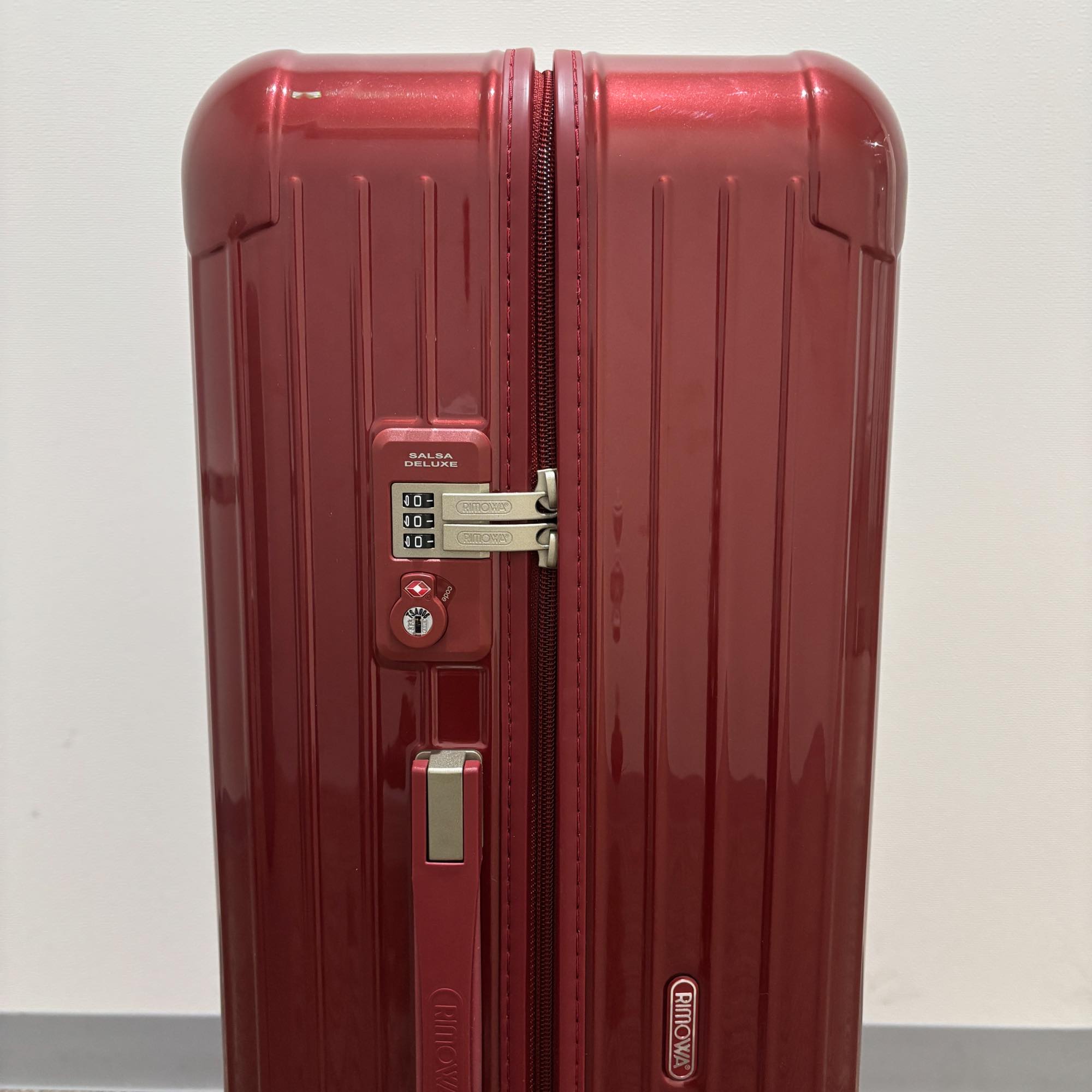 リモワ エッセンシャル (サルサ デラックス) 830.73.53 アウトレット品