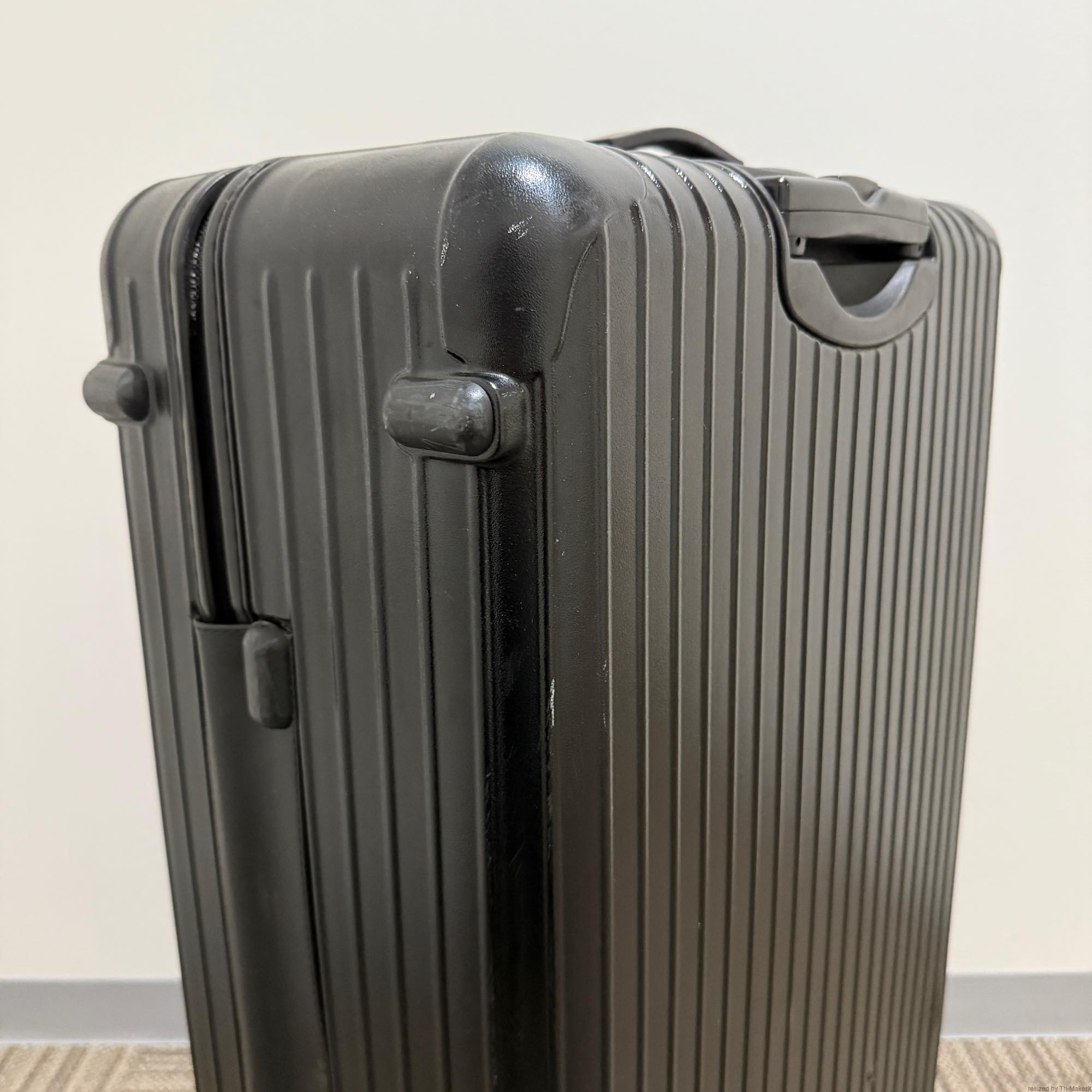 リモワ　サルサ　851.77-4　104リットル　中古商品　2輪