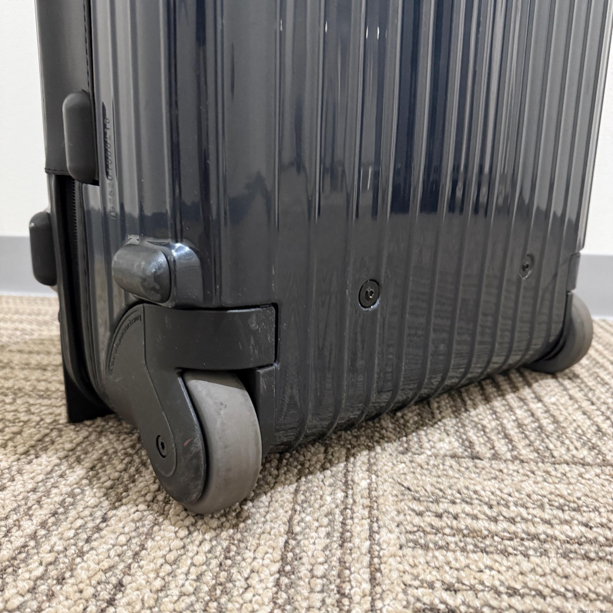 リモワ サルサ 中古美品 857.52-4 35リットル 2輪 – リモワ(RIMOWA