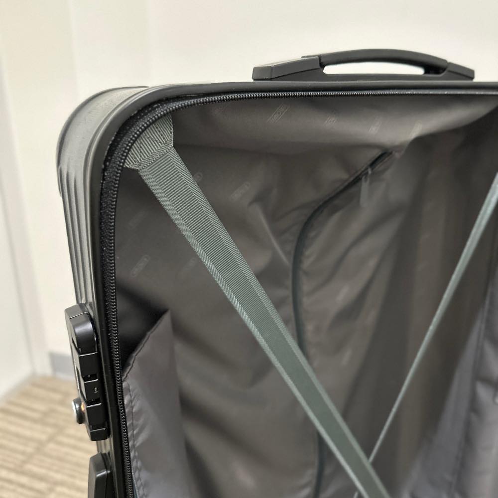 リモワ　サルサ　中古美品　871.70-4　82リットル　4輪