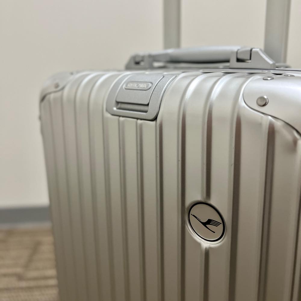 ルフトハンザ　リモワ　アルミニウム　921.90-4　中古美品　32リットル　4輪