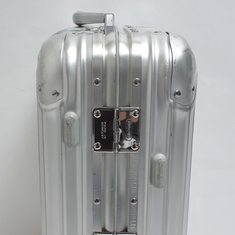 リモワ　トパーズ　923.52-4　中古商品　32リットル　4輪