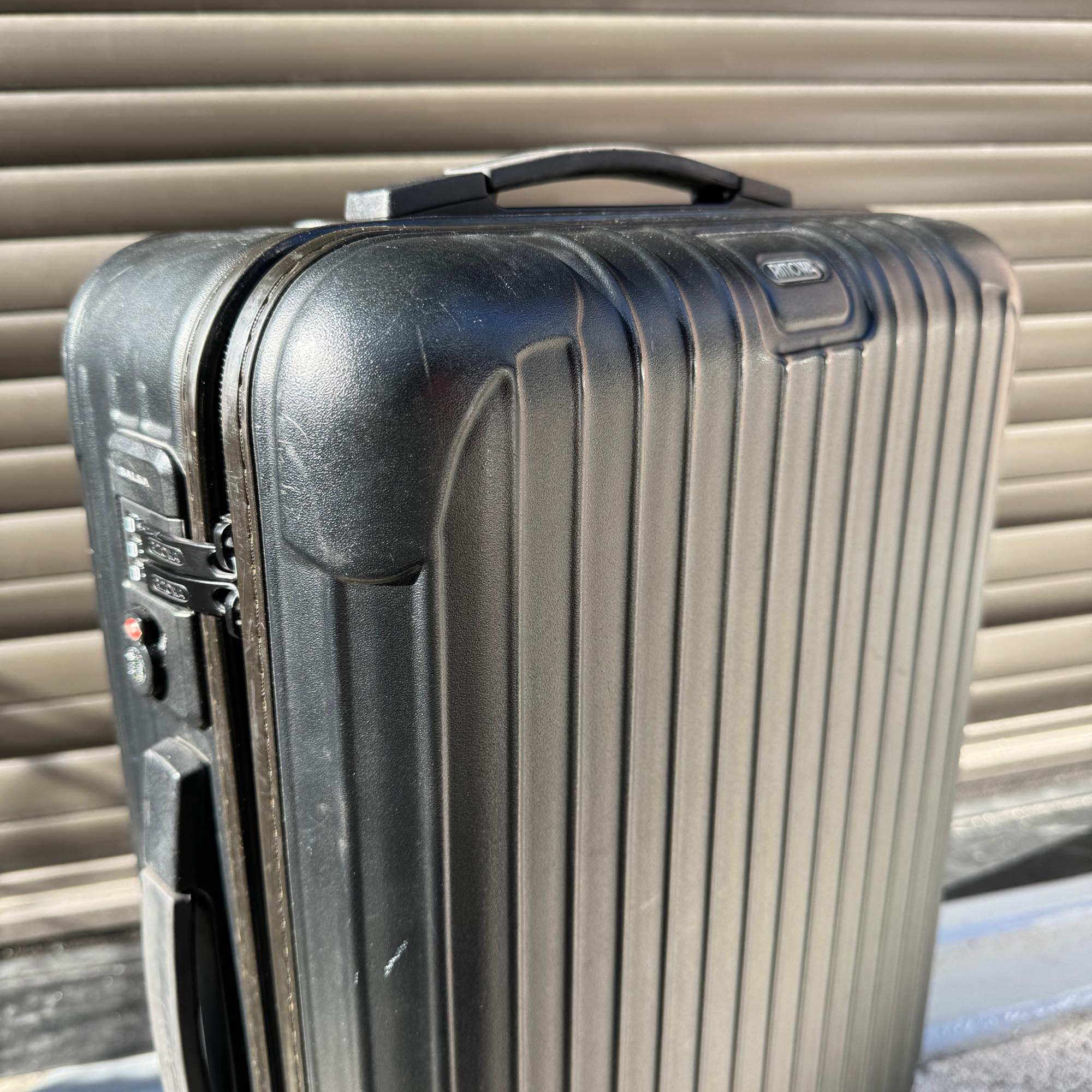 リモワ　サルサ　810.52－5　33リットル　中古美品　2輪
