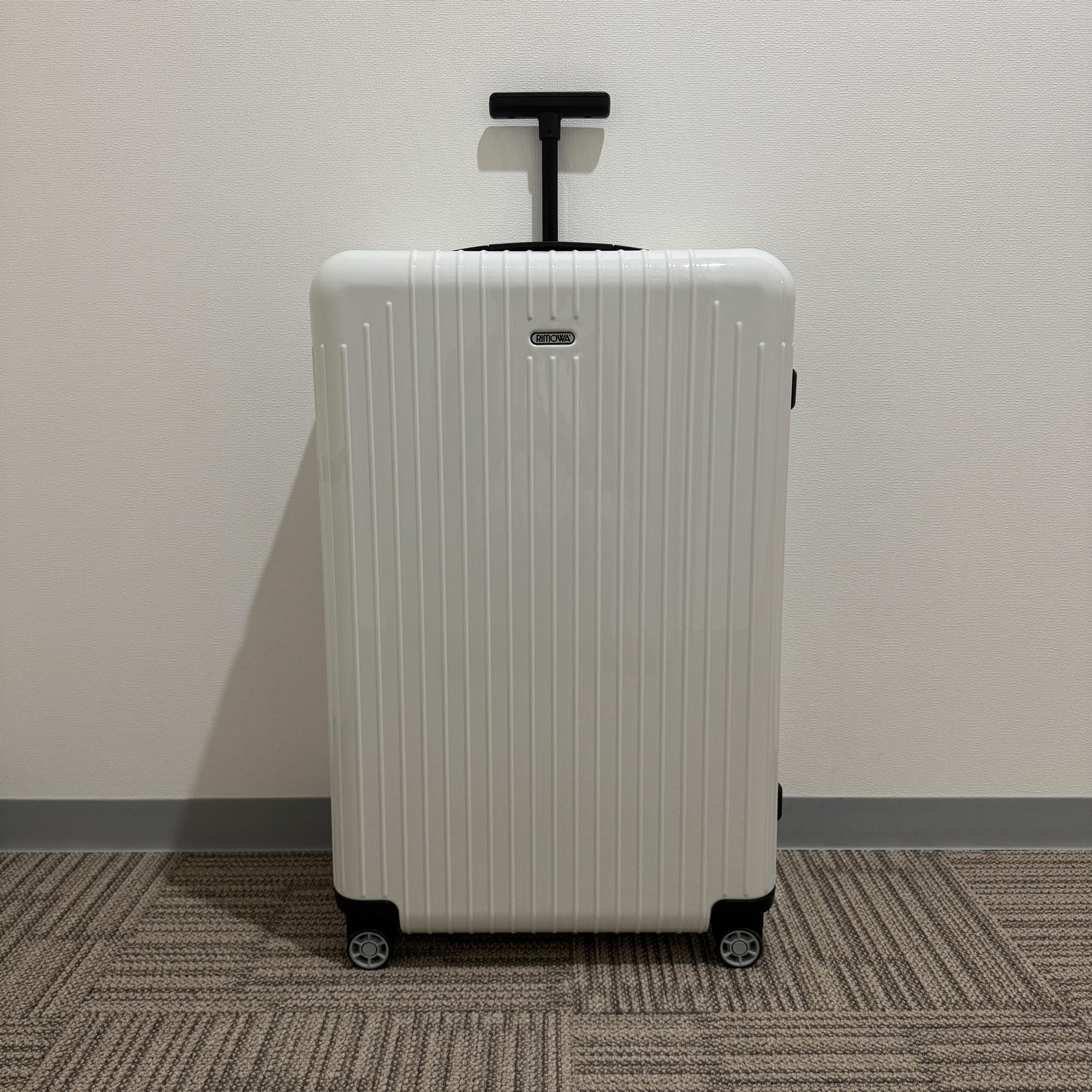 リモワ　サルサ エアー　アウトレット商品　820.73-5　91リットル　4輪