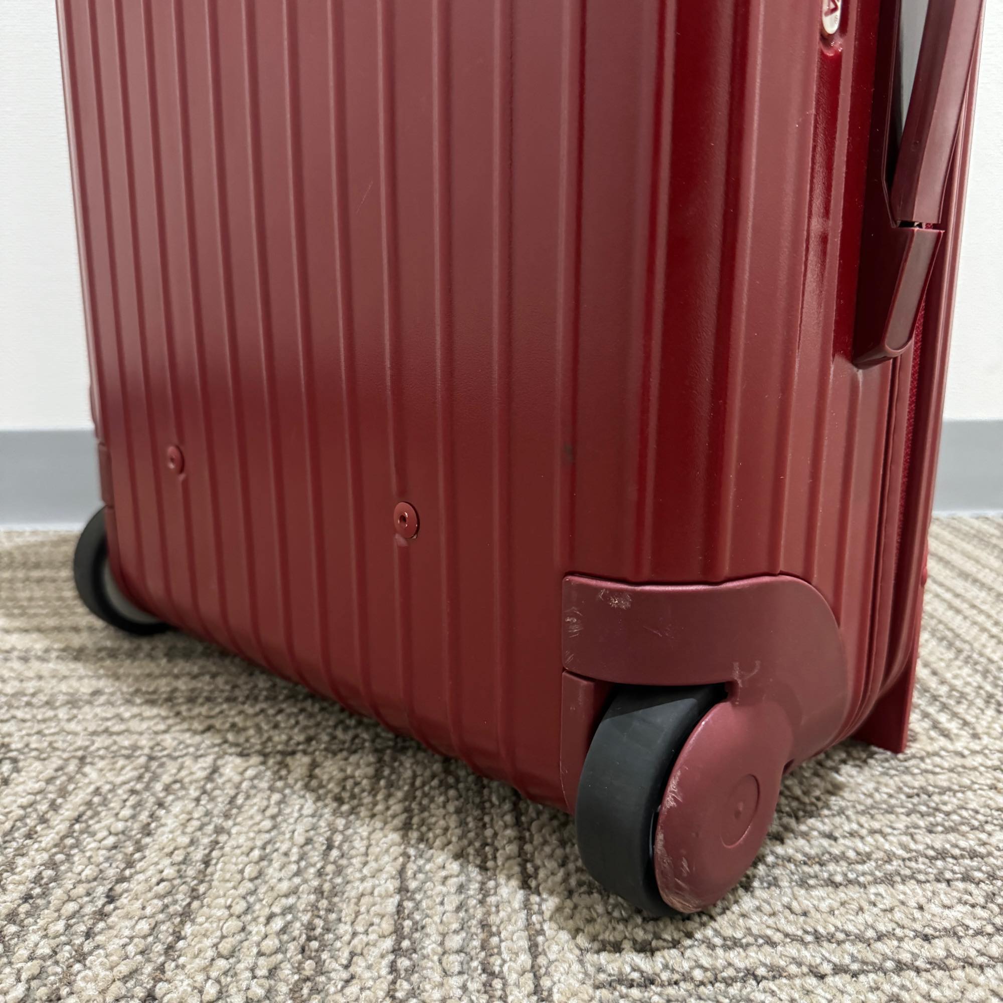 リモワ　サルサ　855.52-5　35リットル　中古美品　2輪