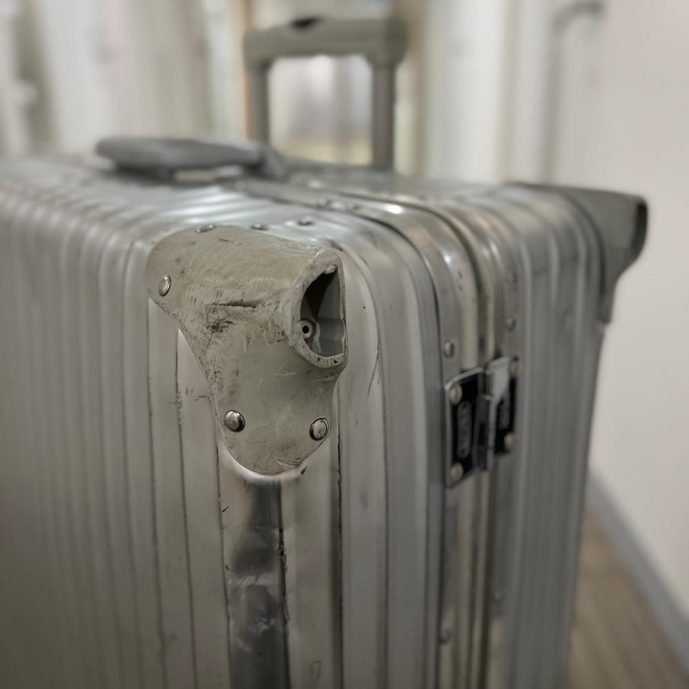 リモワ トパーズ 中古商品 932.77-5 104リットル 4輪 – リモワ(RIMOWA