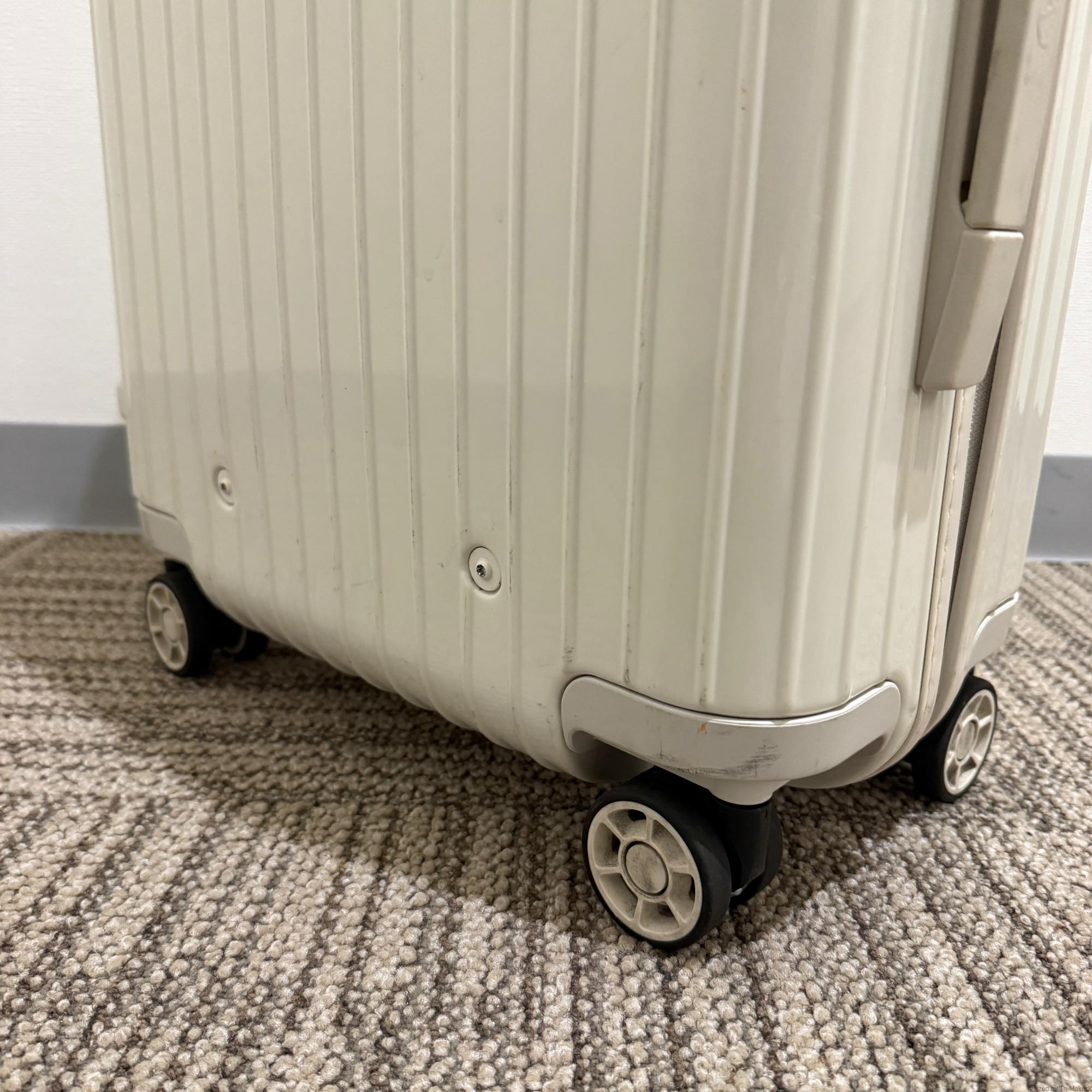 リモワ ユナイテッドアローズ限定 サルサ 810.90.42.7 中古美品 32