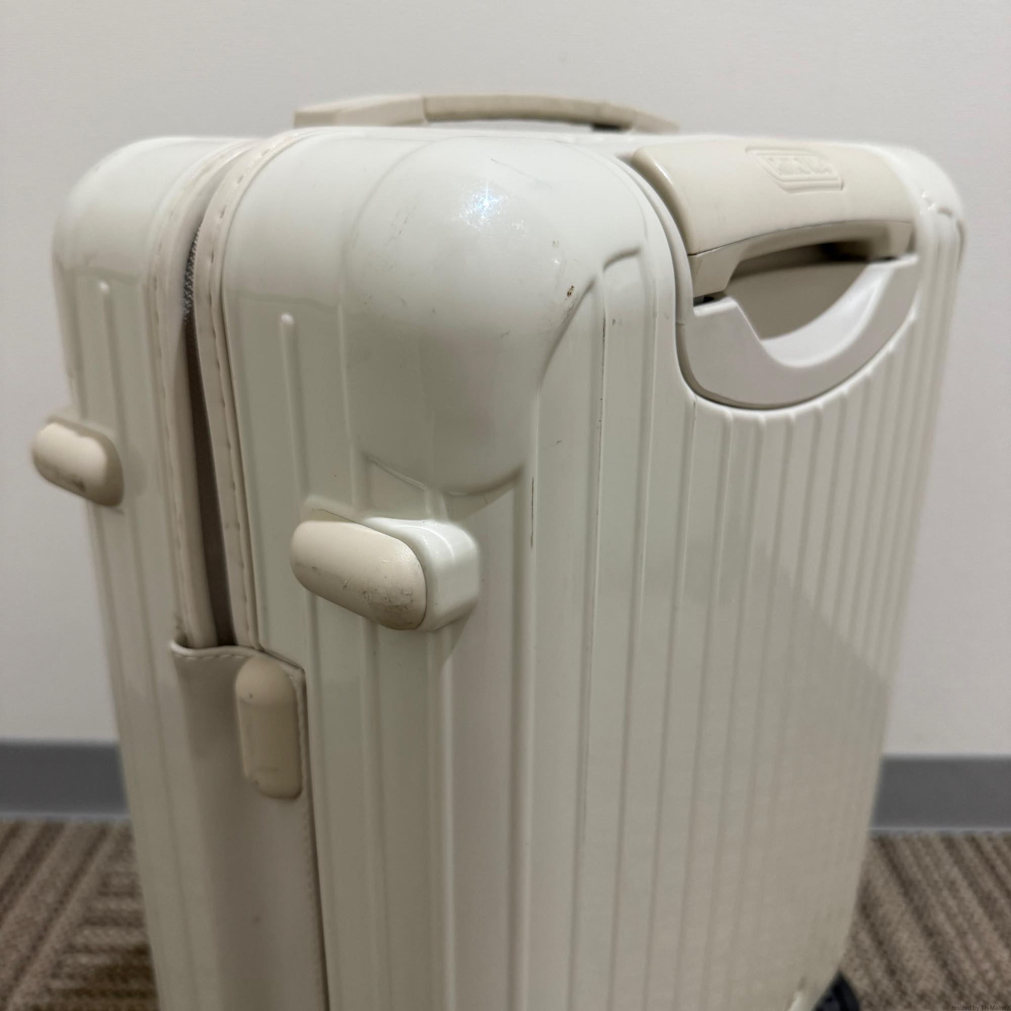 リモワ ユナイテッドアローズ限定 サルサ 810.90.42.7 中古美品 32