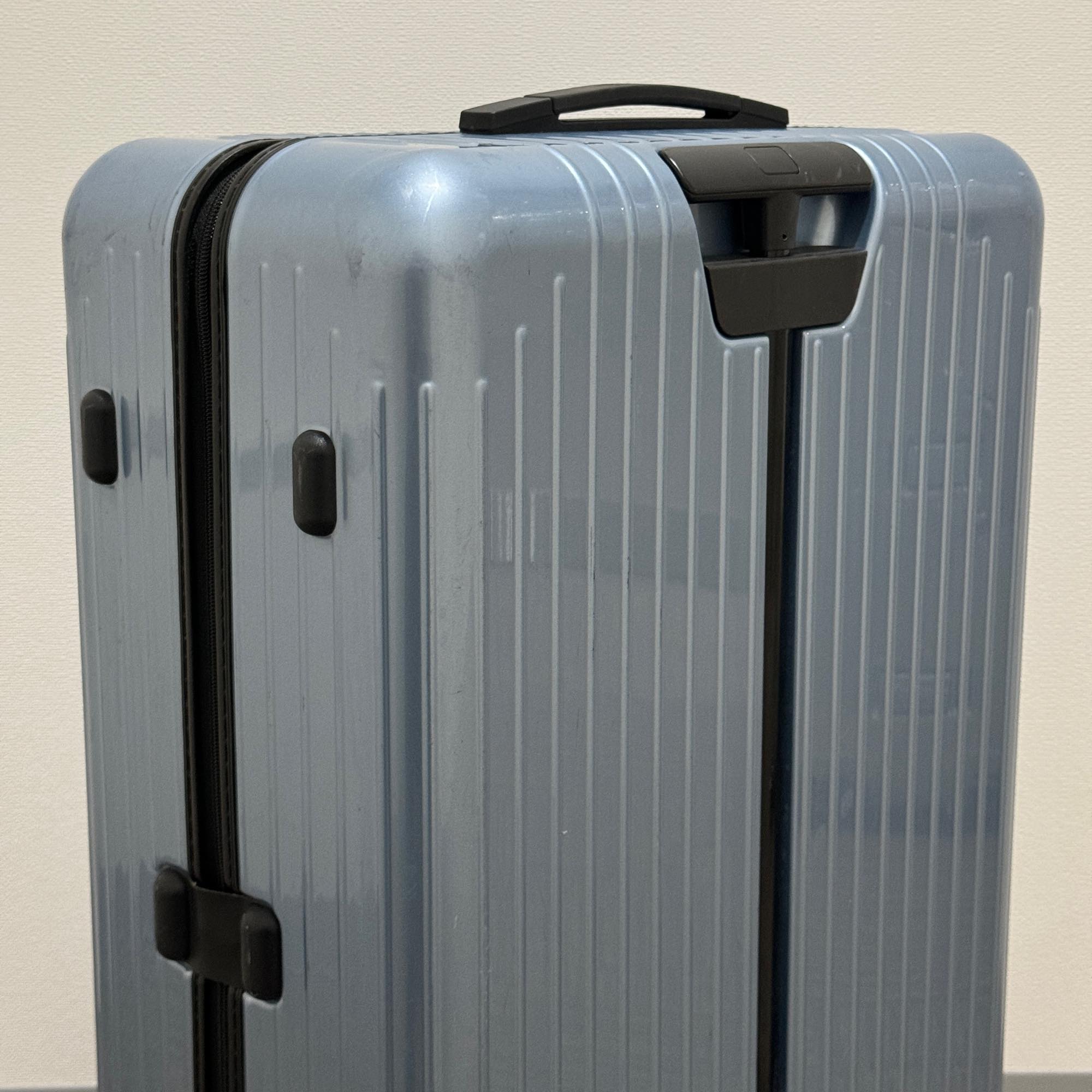 リモワ　サルサ エアー　820.73-6　91リットル　中古美品　4輪
