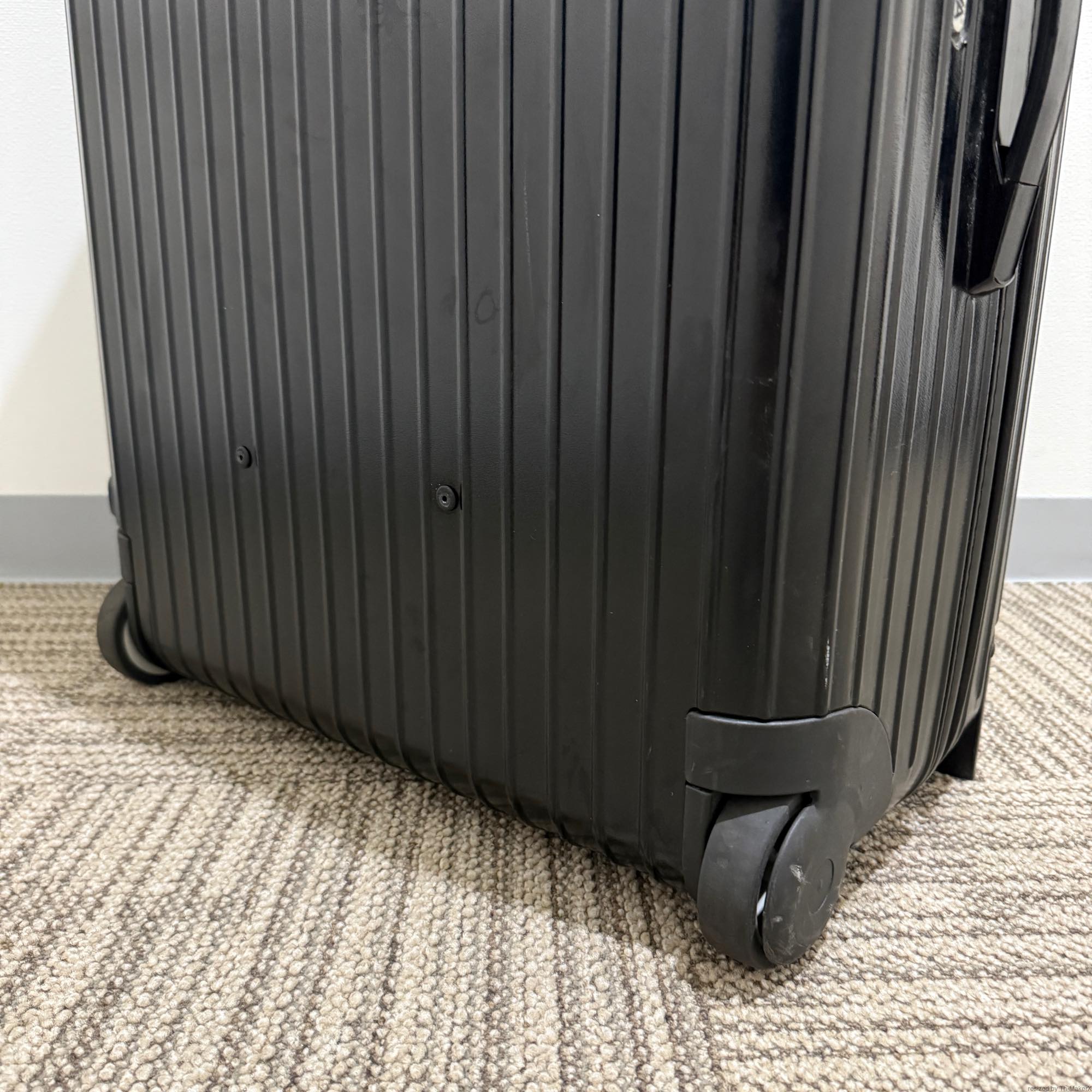 リモワ　サルサ　中古商品　851.70-6　87リットル　2輪
