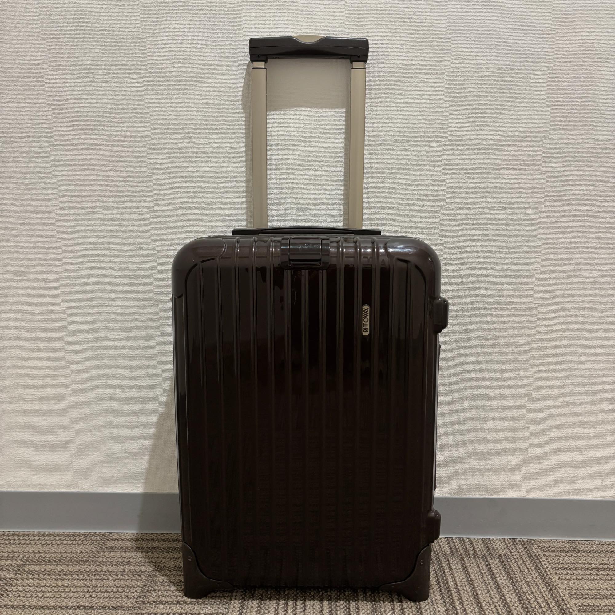 リモワ　エッセンシャル (サルサデラックス)　852.52-6　33リットル　中古美品　2輪