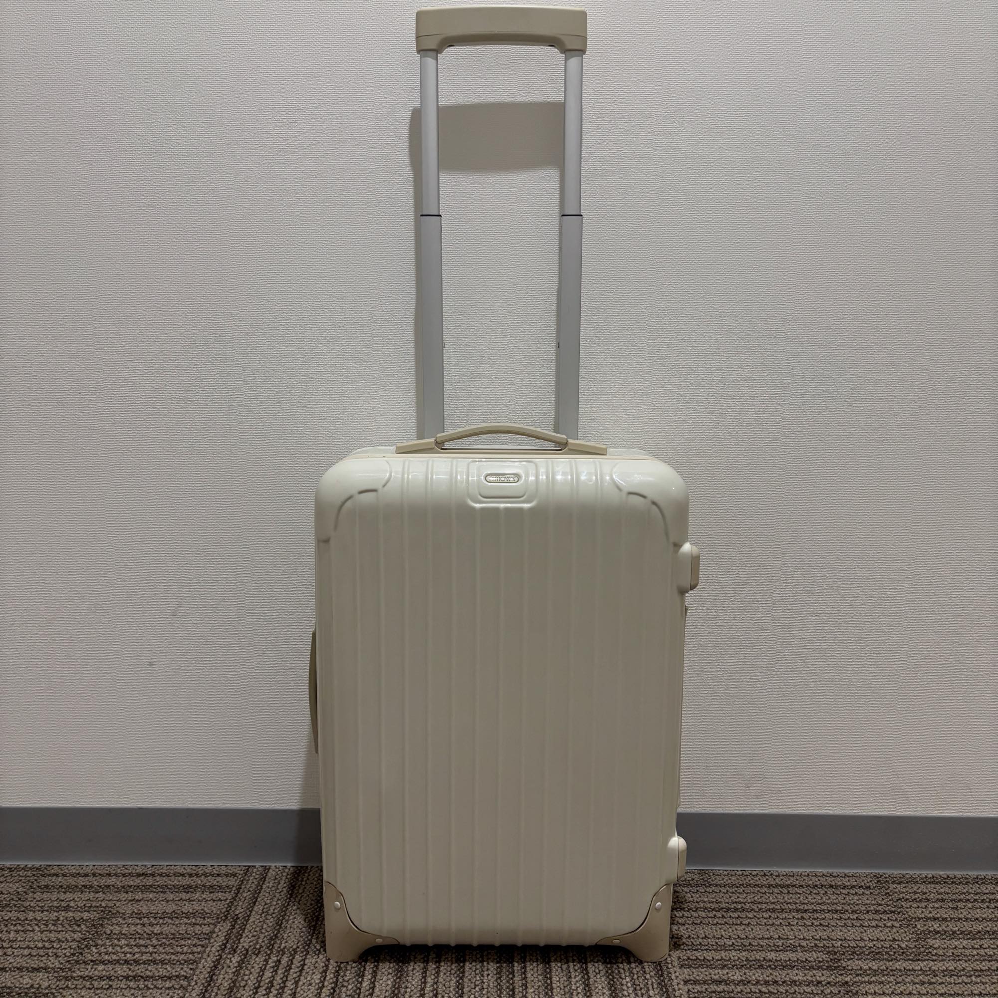 リモワ　ユナイテッドアローズ限定　エッセンシャル(サルサ)　895.46-6　中古美品　32リットル　2輪