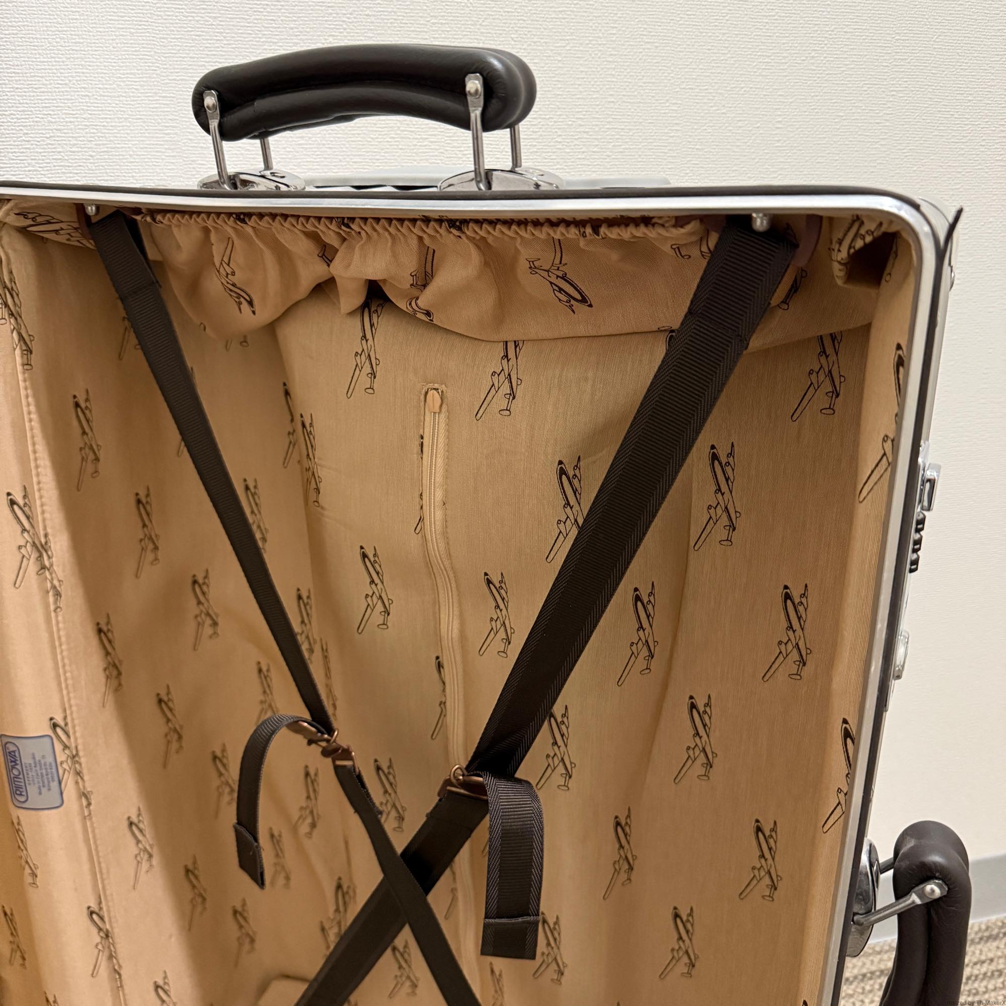リモワ　ルフトハンザ　クラシックフライト　中古美品　60リットル　4輪