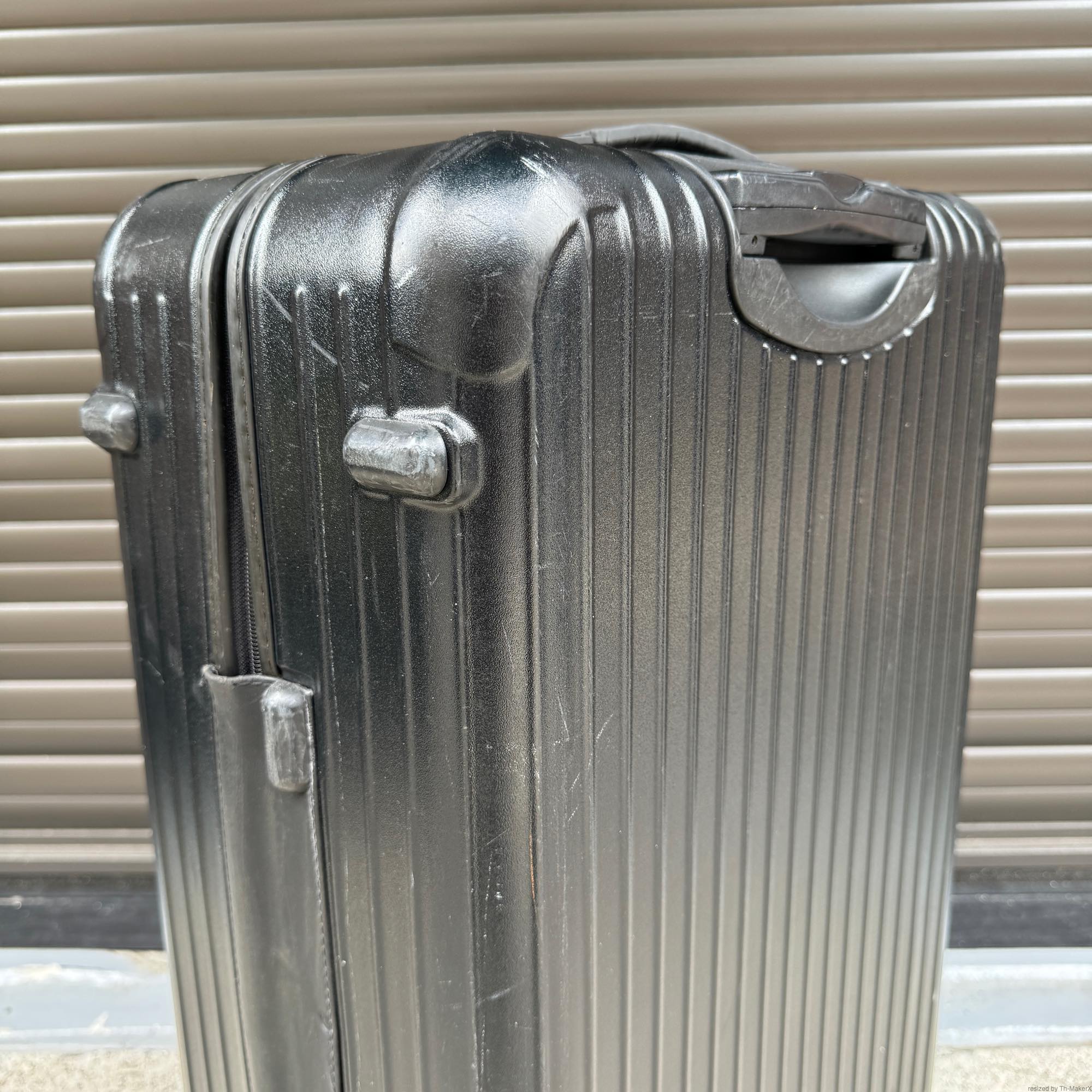 リモワ　サルサ　871.70-7　82リットル　中古商品　4輪