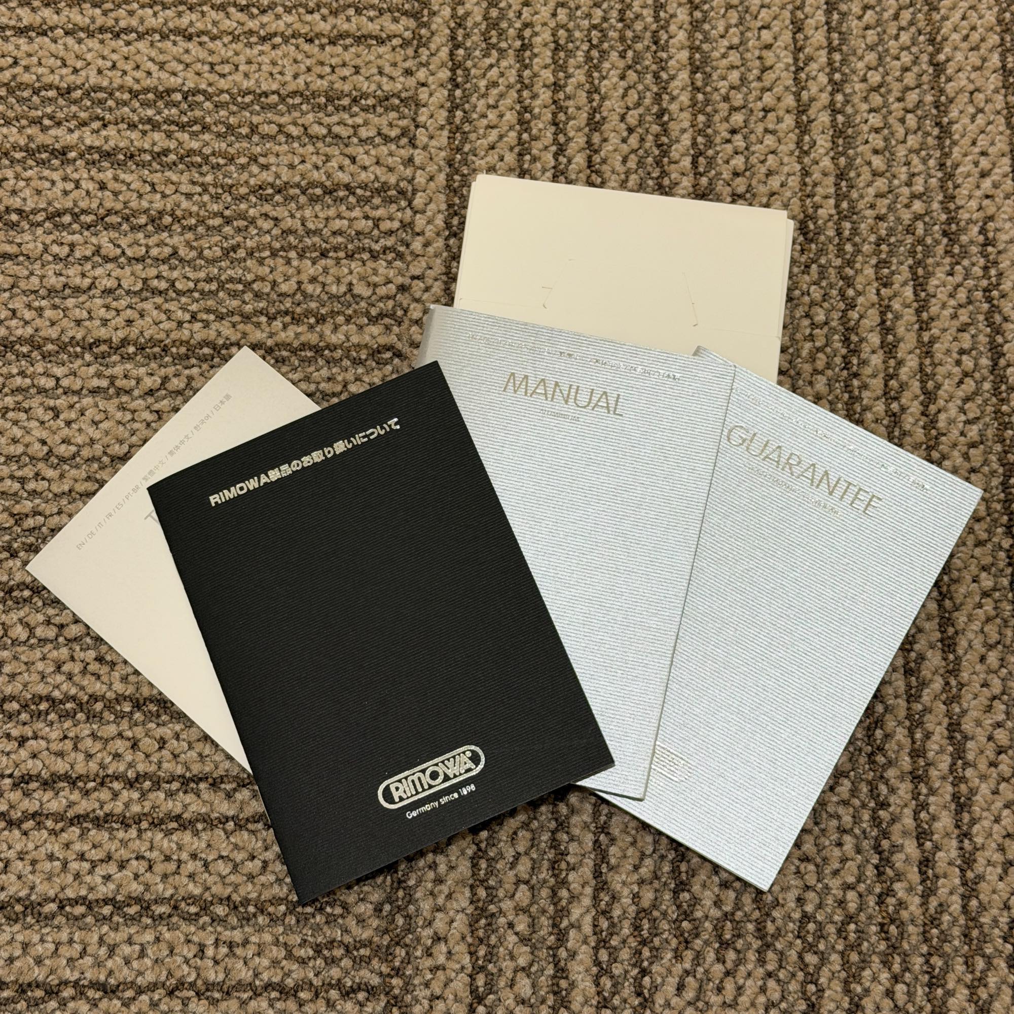 リモワ　トパーズ　923.52-7　中古美品　32リットル　4輪