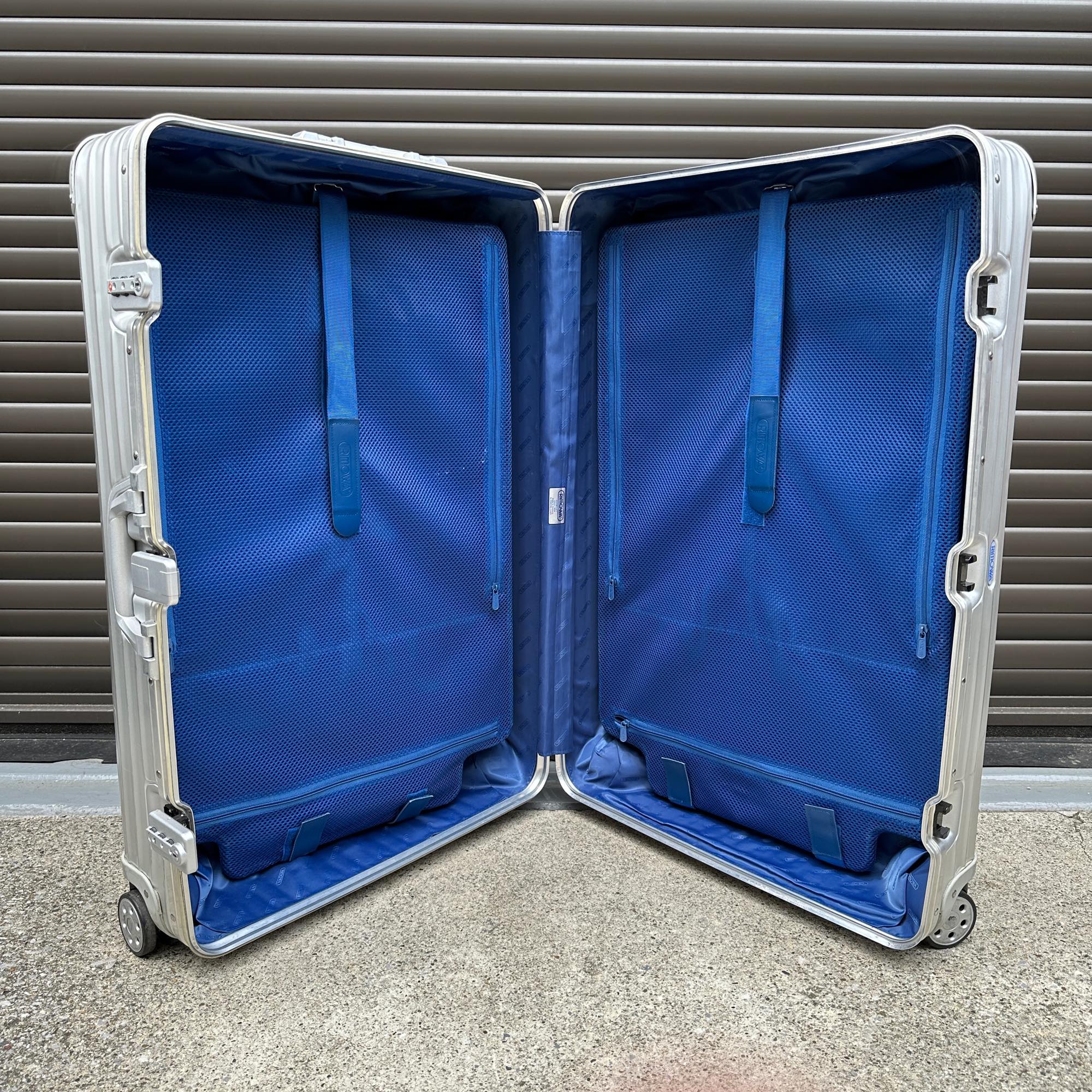 リモワ トパーズ 中古商品 932.77-7 104リットル 4輪 – リモワ(RIMOWA