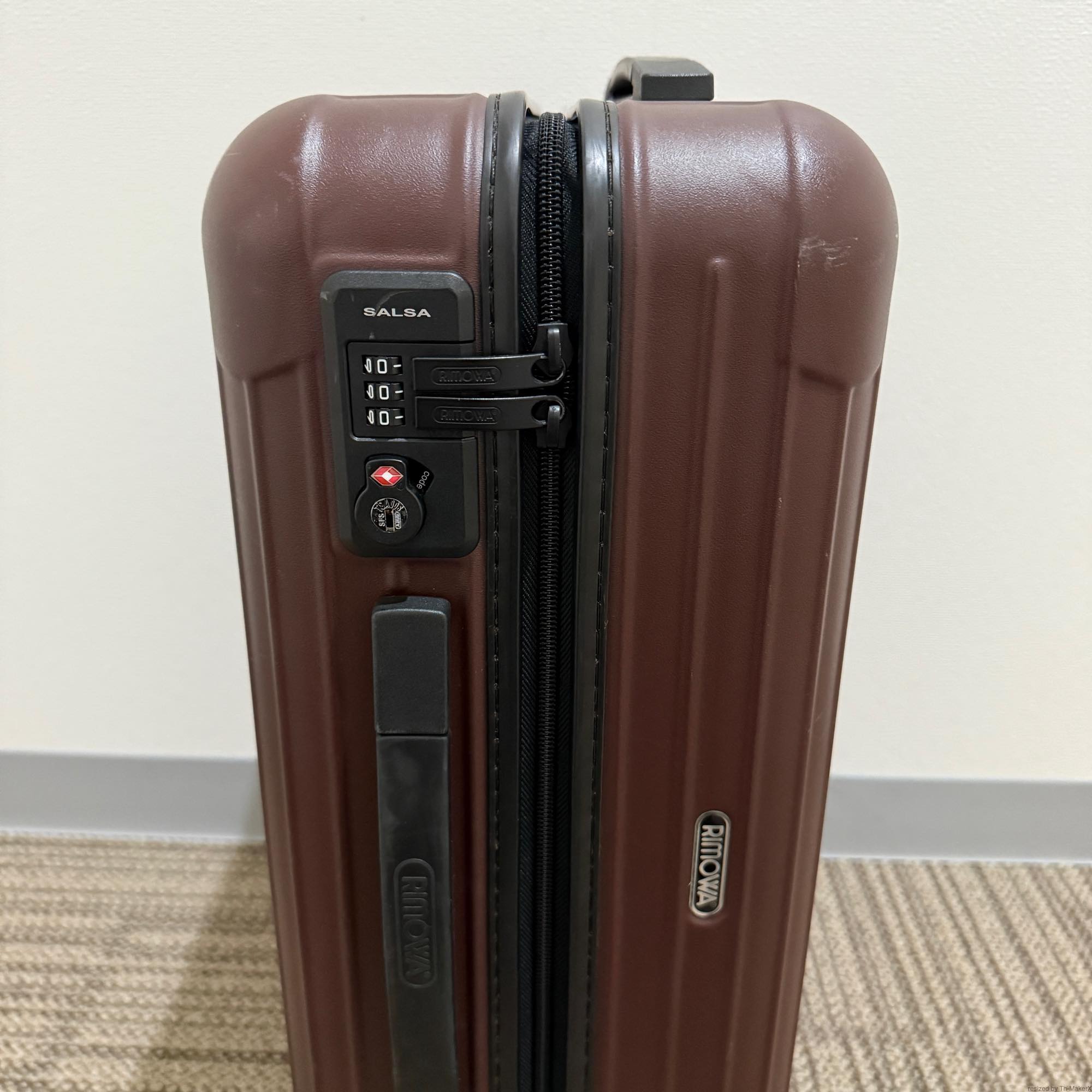 リモワ サルサ 810.52-8 中古美品 カルモナレッド 32リットル 4輪