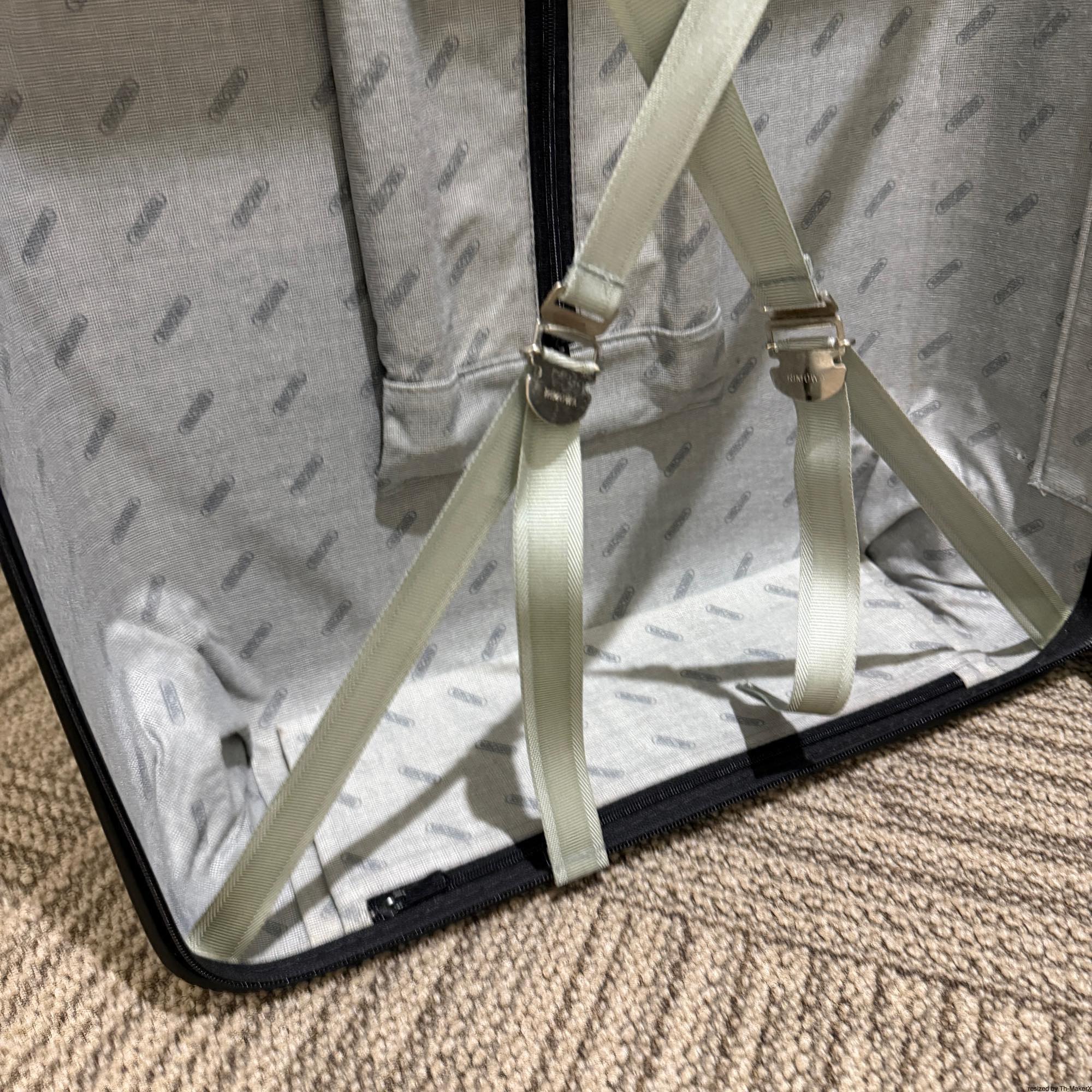 リモワ　サルサ　中古美品　851.70-8　87リットル　2輪