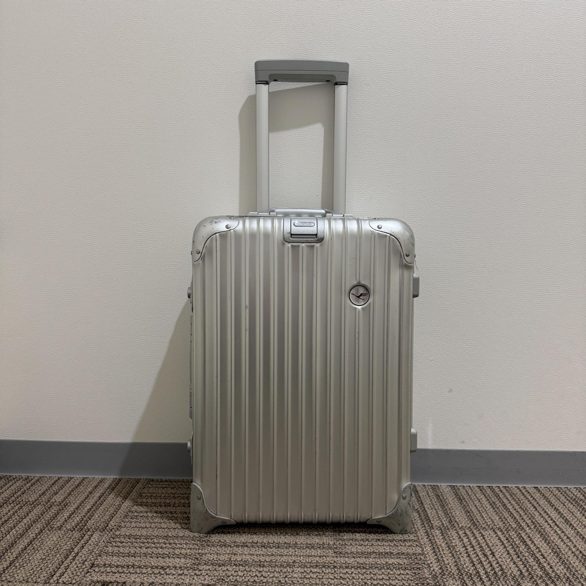 ルフトハンザ　リモワ　アルミニウム　921.90-8　中古美品　32リットル　2輪