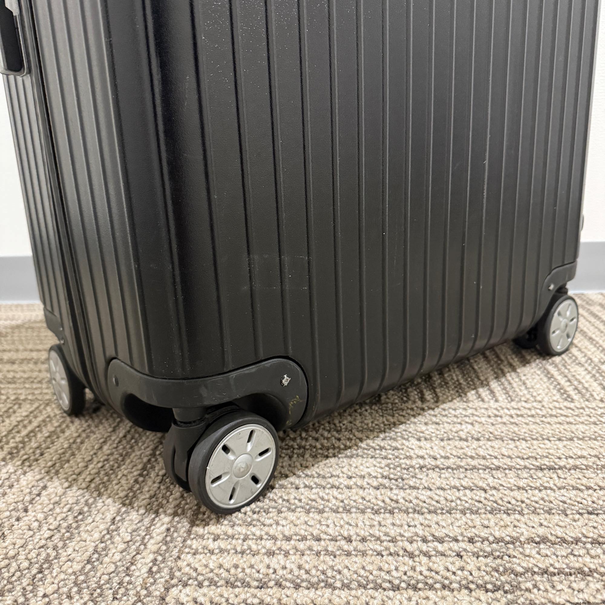 リモワ ルフトハンザ サルサ 803.73 78リットル 中古美品 4輪 – リモワ