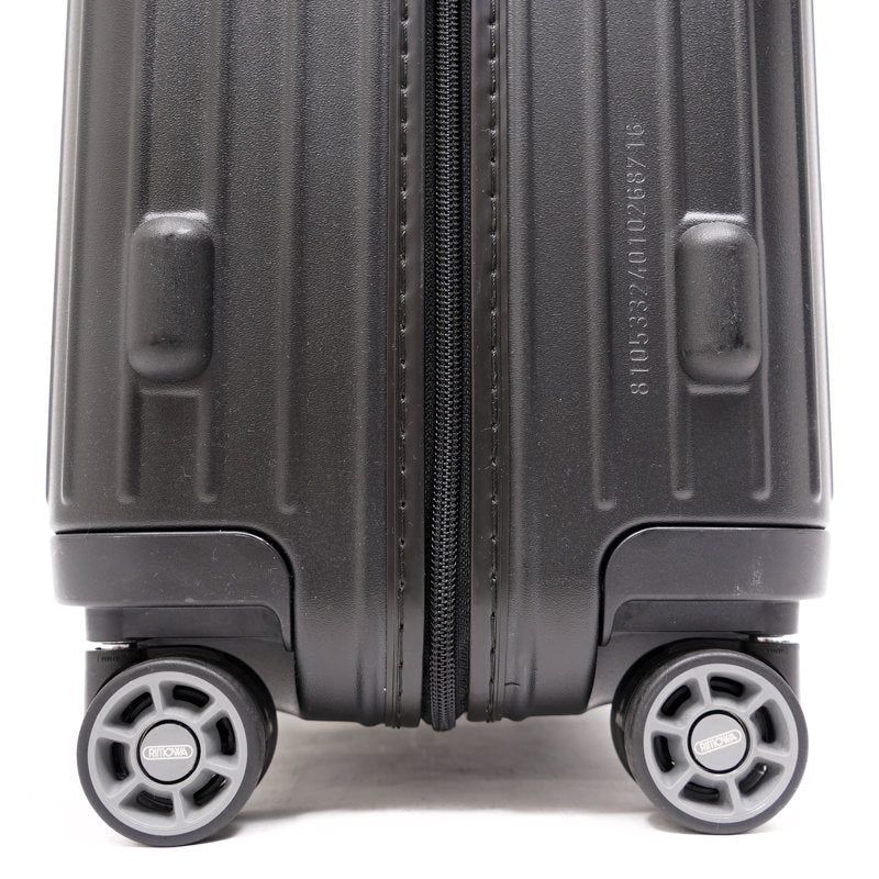 リモワ　サルサ　810.53　37リットル　中古美品　4輪