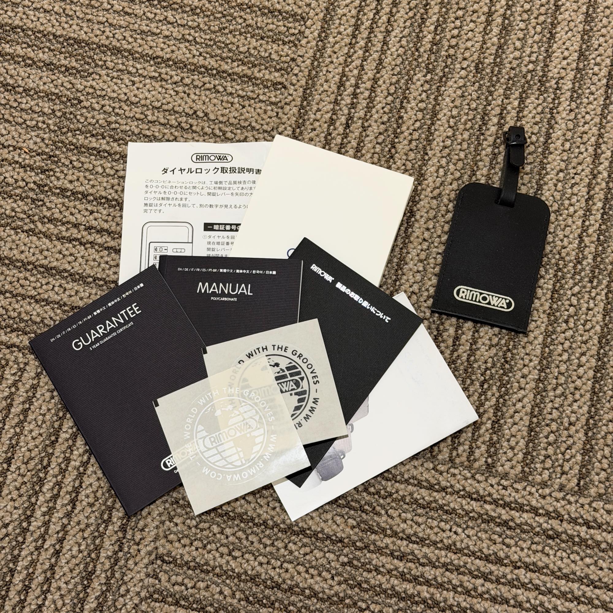 リモワ　ユナイテッドアローズ限定　サルサ　810.90.52.8　中古美品　61リットル　4輪