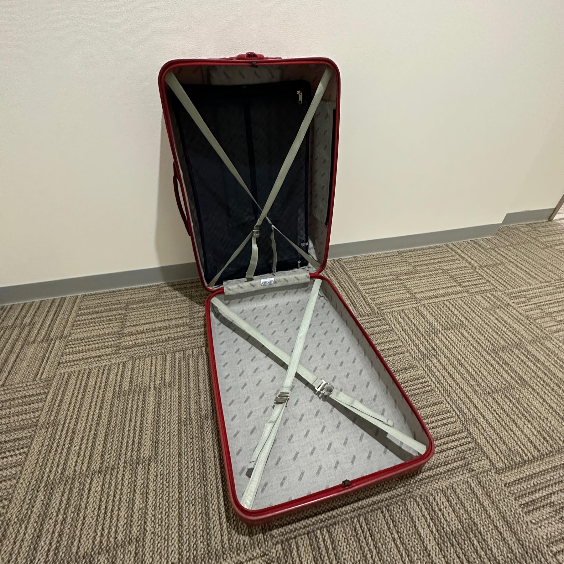 リモワ サルサ 815.63 中古商品 61リットル – リモワ(RIMOWA)専門通販