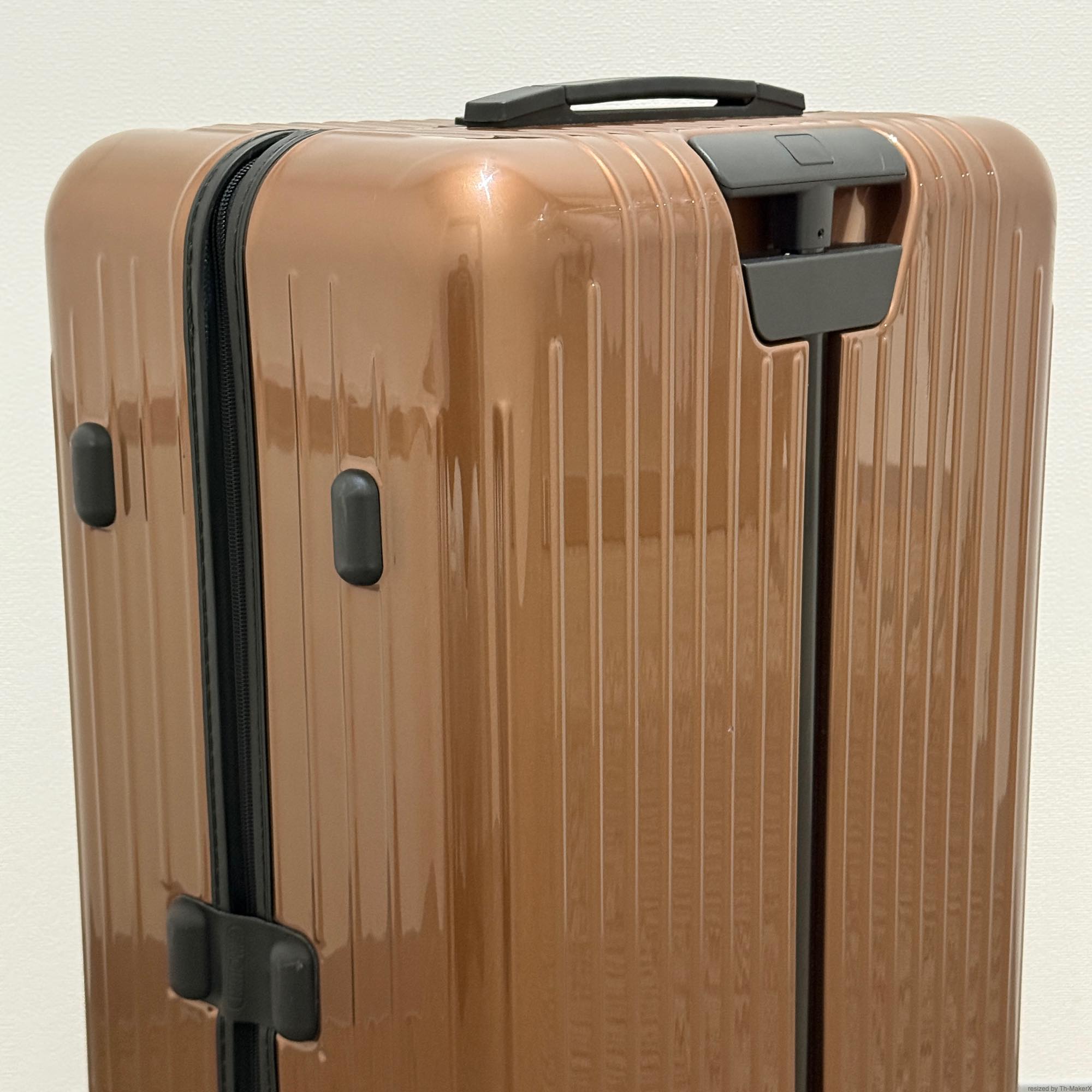 リモワ　サルサ エアー　827.70　80リットル　美品　4輪