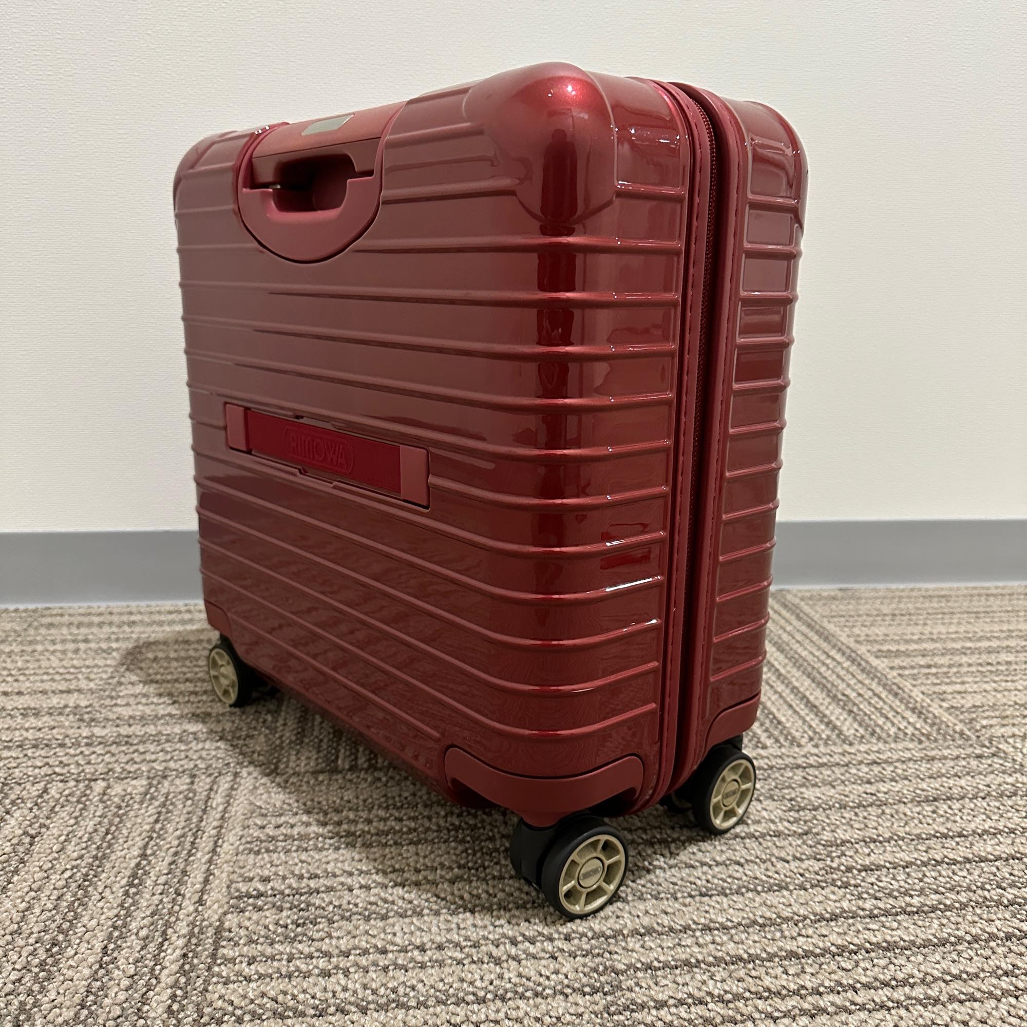 リモワ　サルサ デラックス　830.40.53.4-1　29リットル　中古美品　4輪