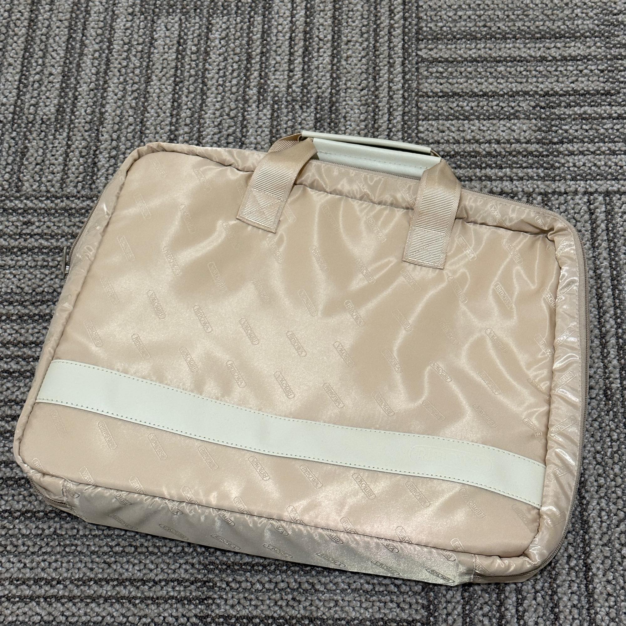 リモワ　サルサ デラックス　830.40.53.4-1　29リットル　中古美品　4輪