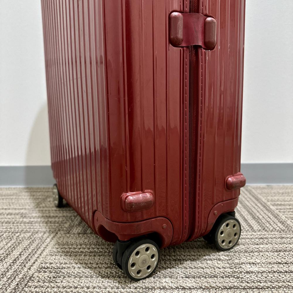 リモワ サルサ デラックス　830.70.53.4　中古商品　78リットル　4輪