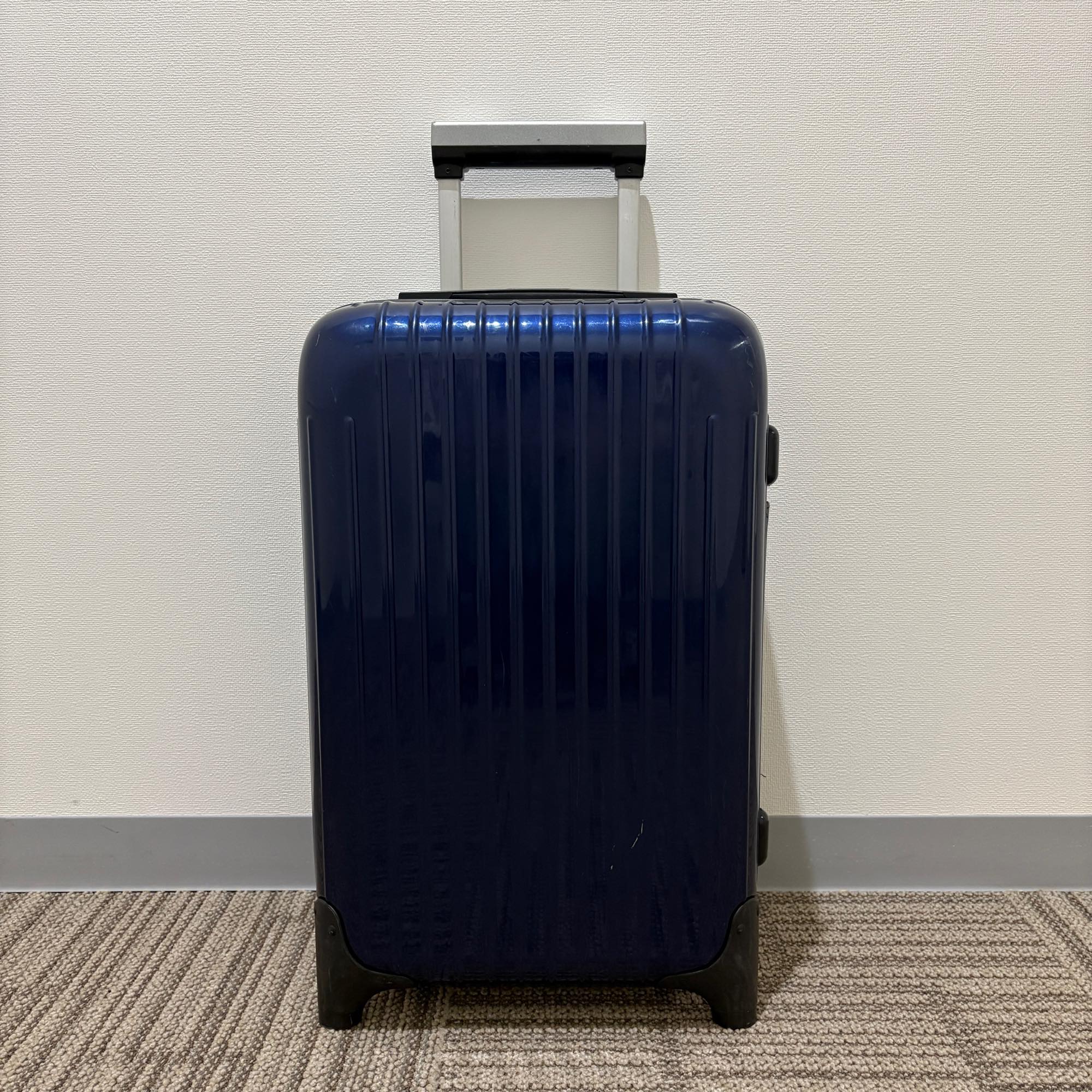 ブルー系 – リモワ(RIMOWA)専門通販サイト スーツケースマニア