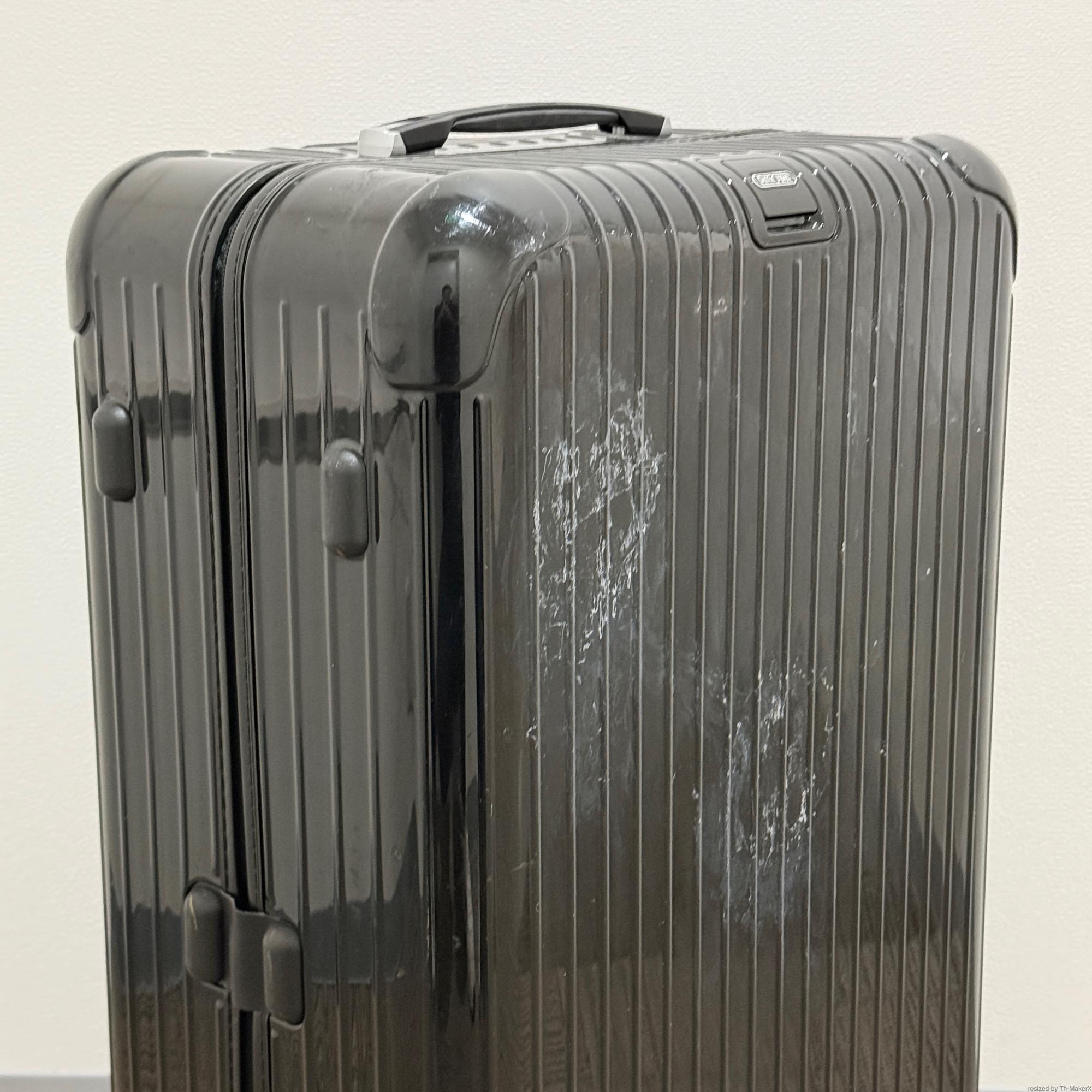 リモワ　サルサ デラックス　電子タグ　831.70.50.5　中古商品　78リットル　4輪