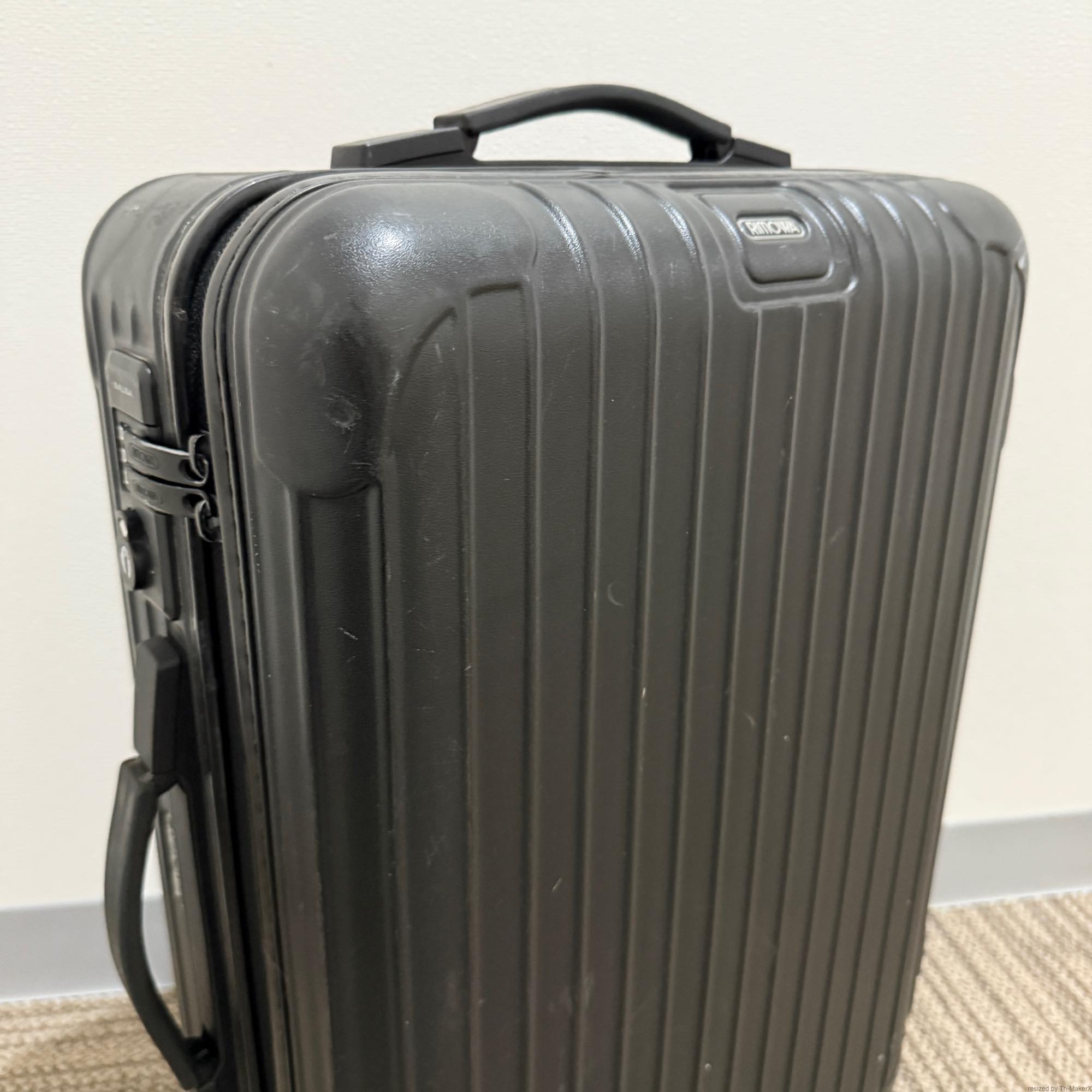リモワ　サルサ　833.52　中古商品　マットブラック　32リットル　2輪