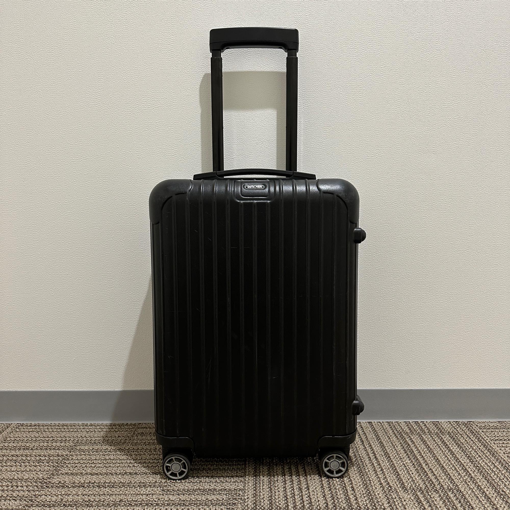 リモワ サルサ 834.52 中古商品 35リットル 4輪 – リモワ(RIMOWA)専門