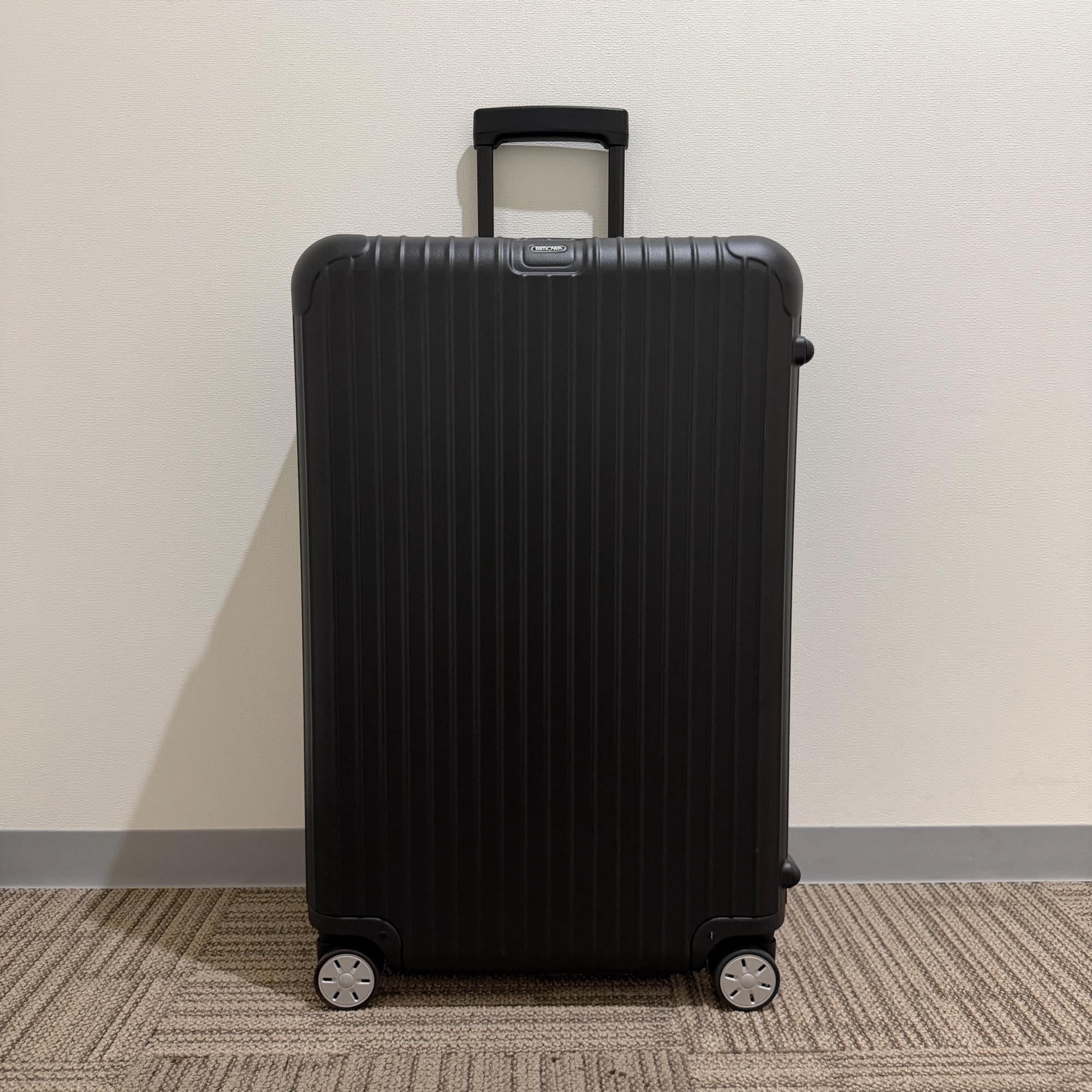 リモワ　サルサ　834.73.11.3　中古美品　98リットル　4輪