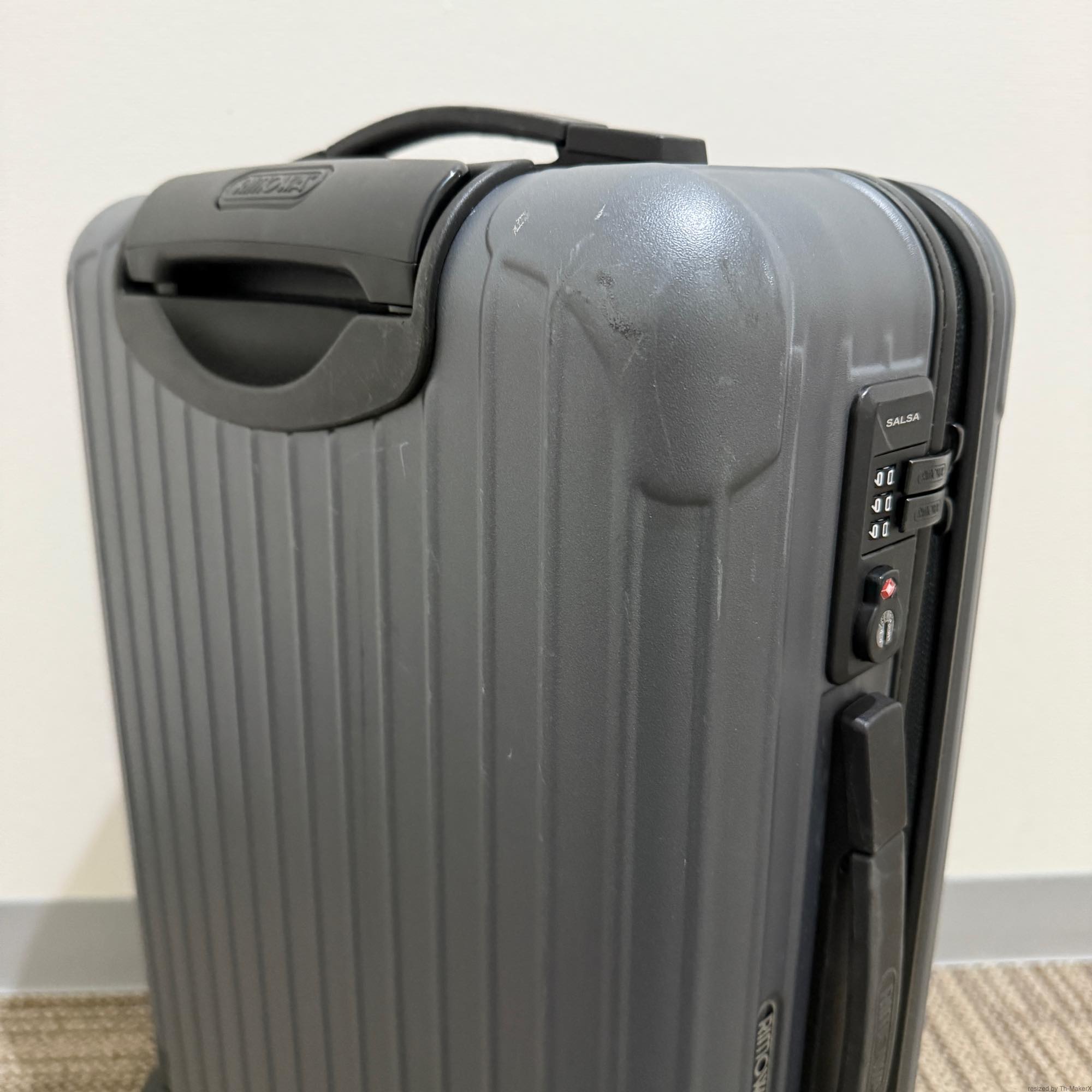 リモワ　サルサ　837.52　33リットル　中古美品　2輪
