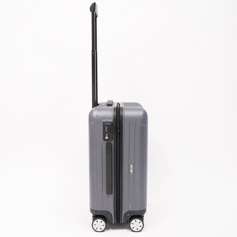 リモワ　サルサ　838.56　52リットル　中古商品　4輪