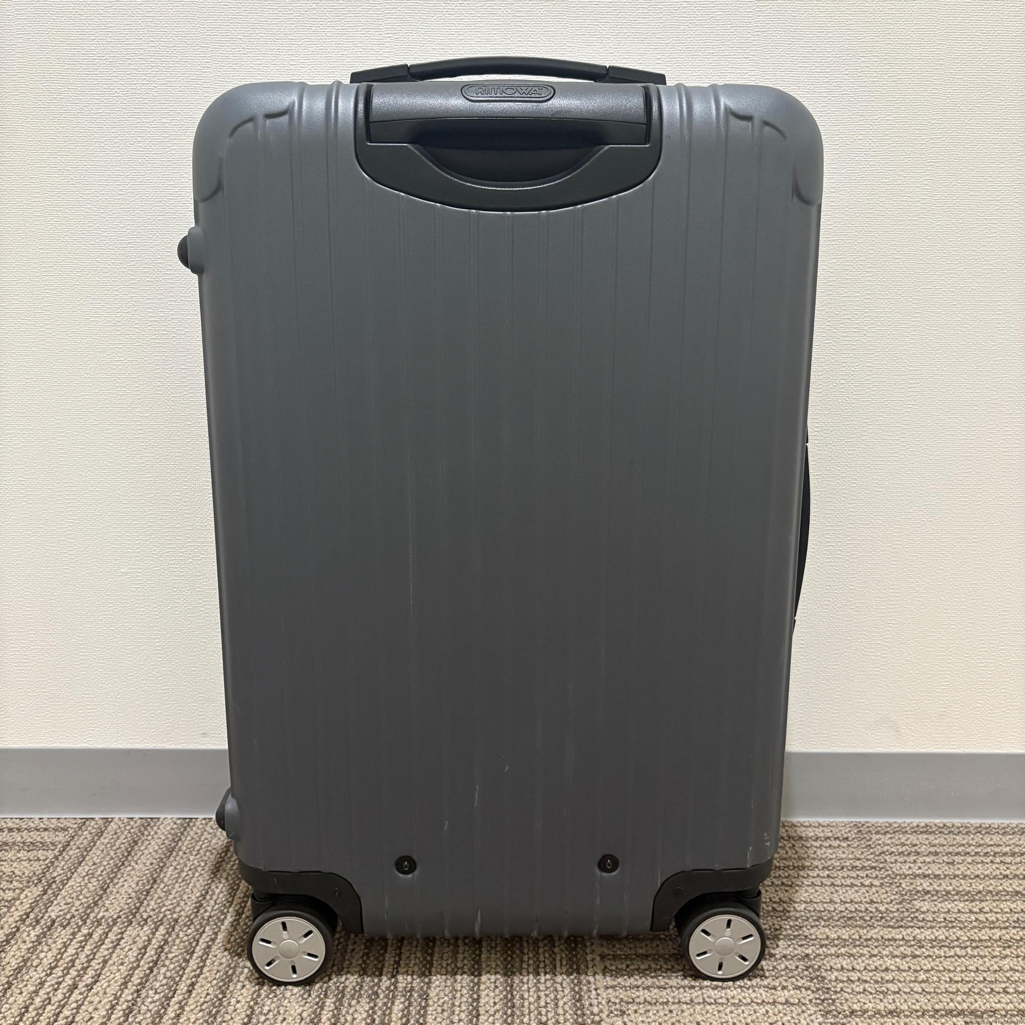 リモワ サルサ(エッセンシャル) 838.63 63リットル(Check-In M) 中古美