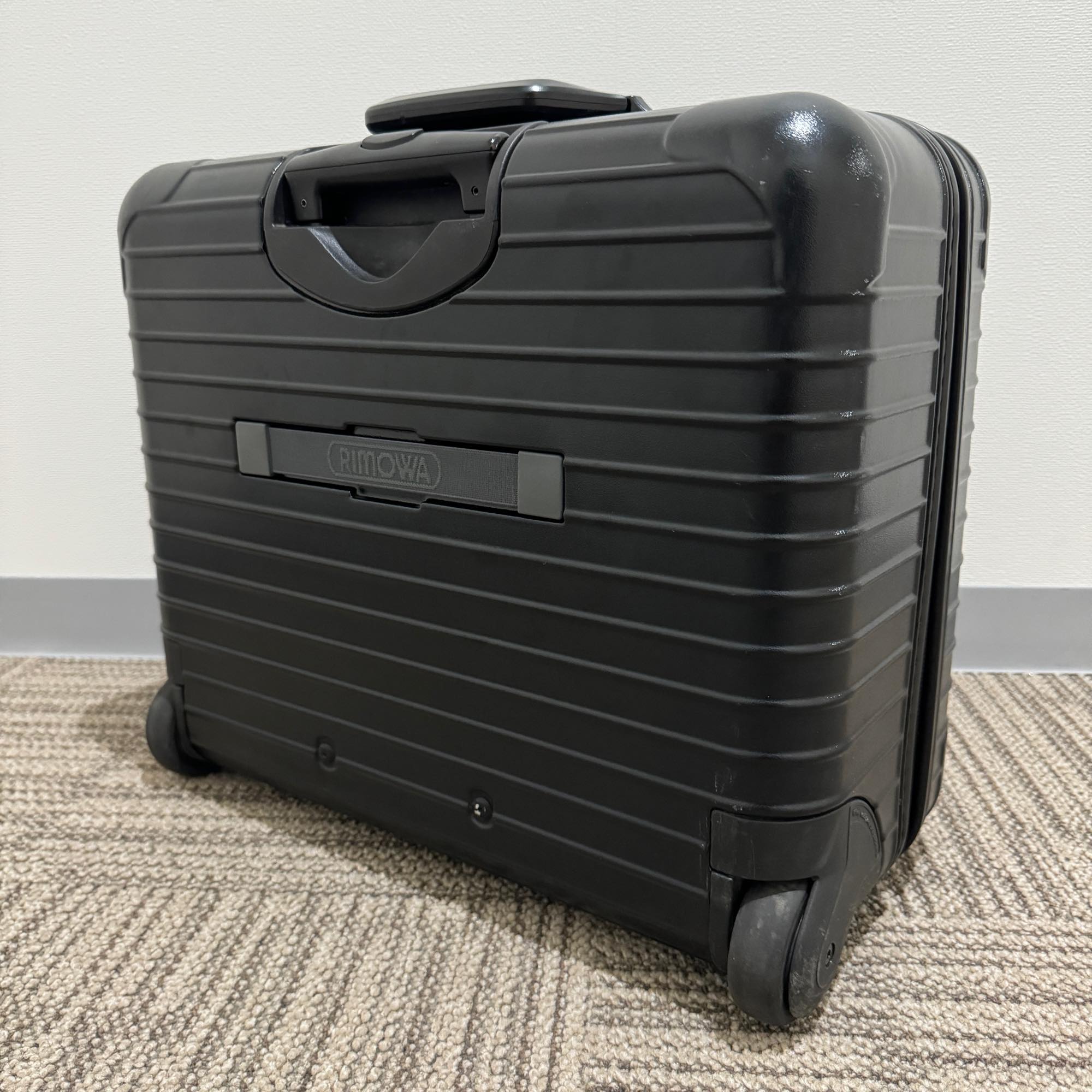 リモワ ボレロ 861.50 39リットル 2輪 – リモワ(RIMOWA)専門通販サイト