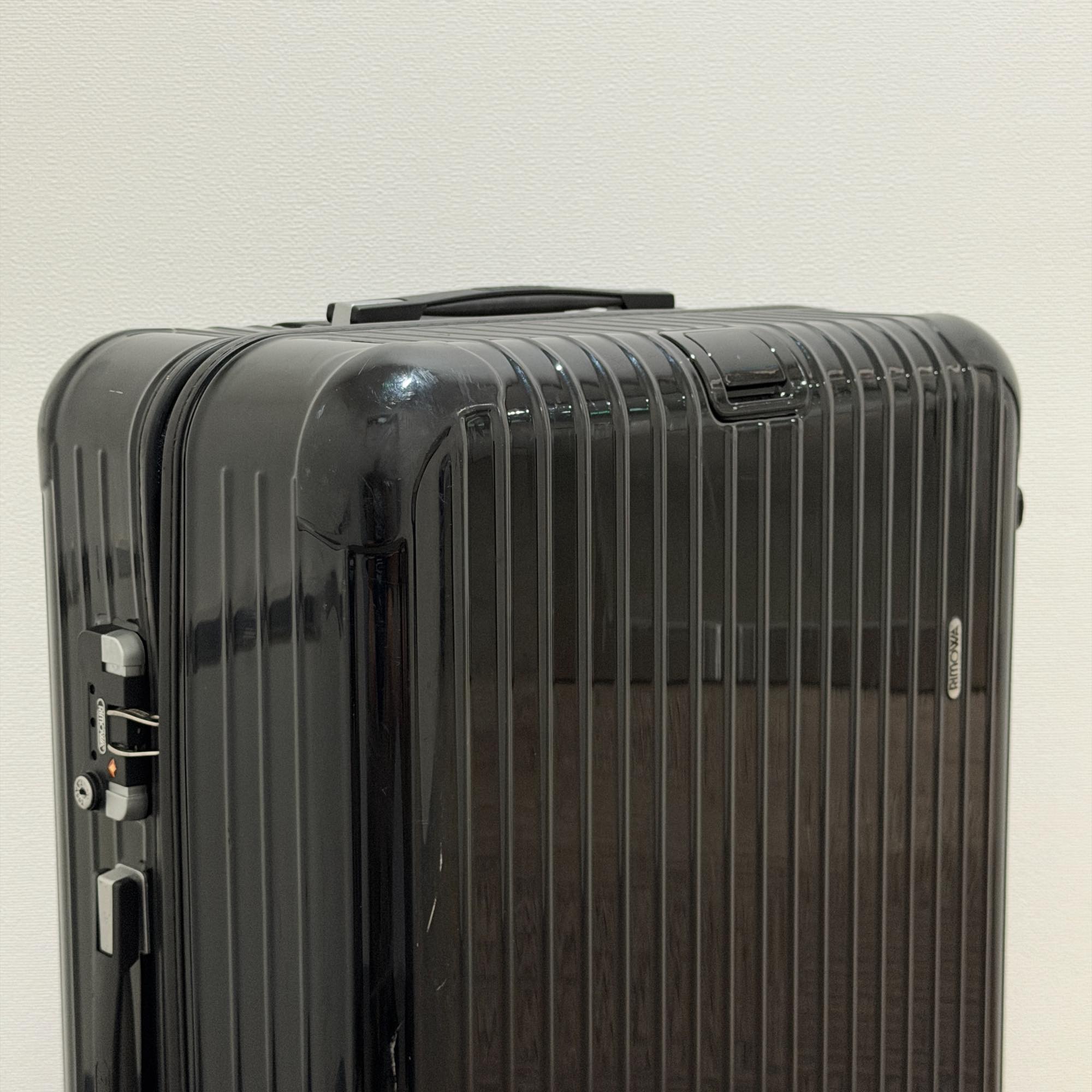 リモワ　サルサデラックス　U870.70.21.1　中古美品　86リットル　4輪