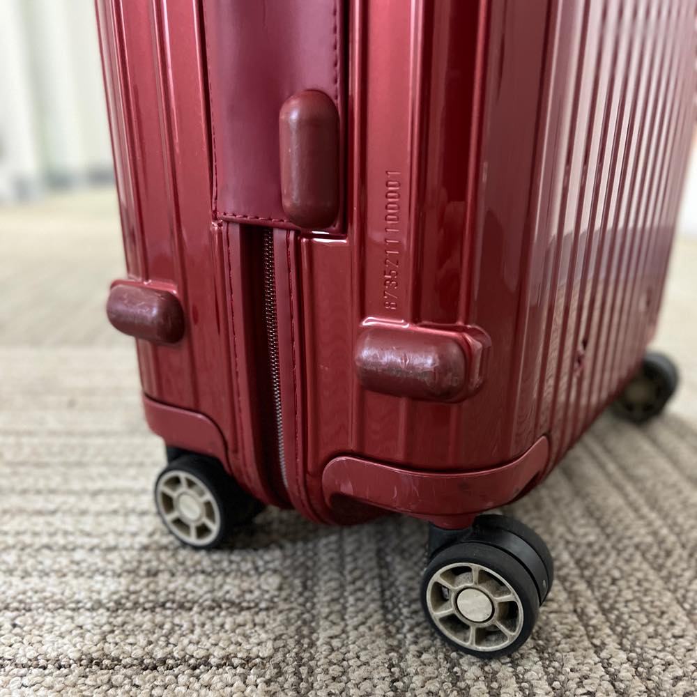 リモワ サルサ デラックス　873.52　32リットル　中古商品　4輪
