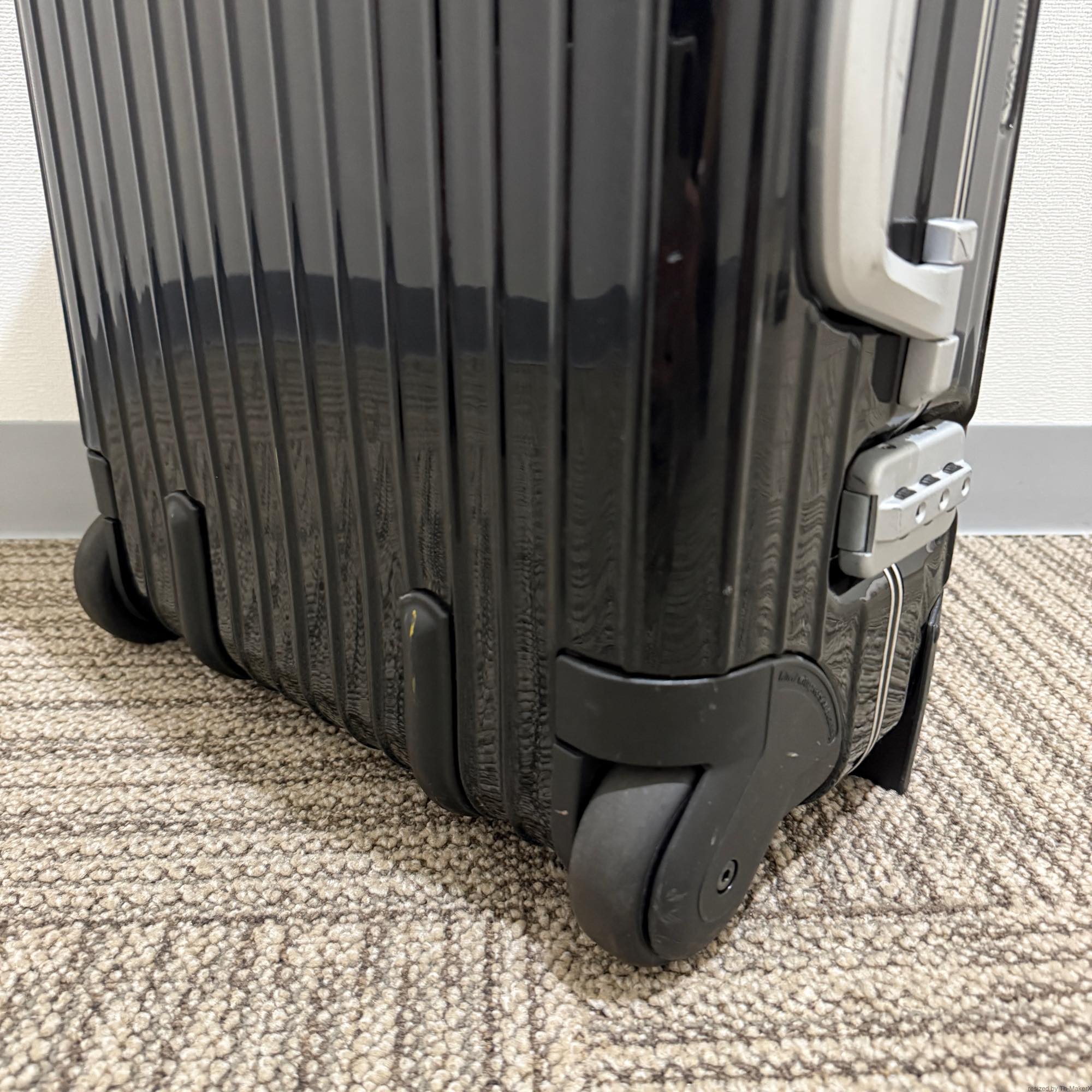 リモワ　リンボ　880.52.50.2　中古美品　32リットル　2輪