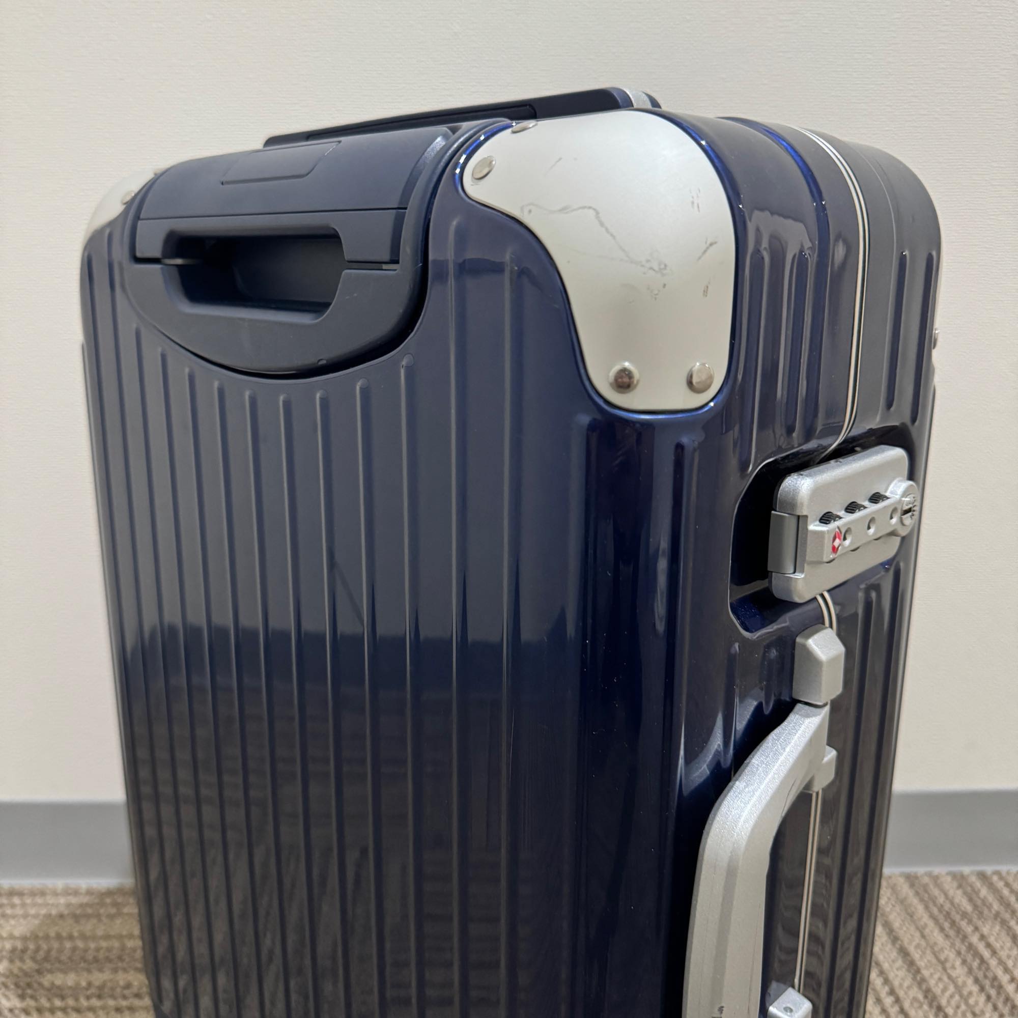リモワ ハイブリッド 883.52 キャビンS グロスブルー 中古美品 32L