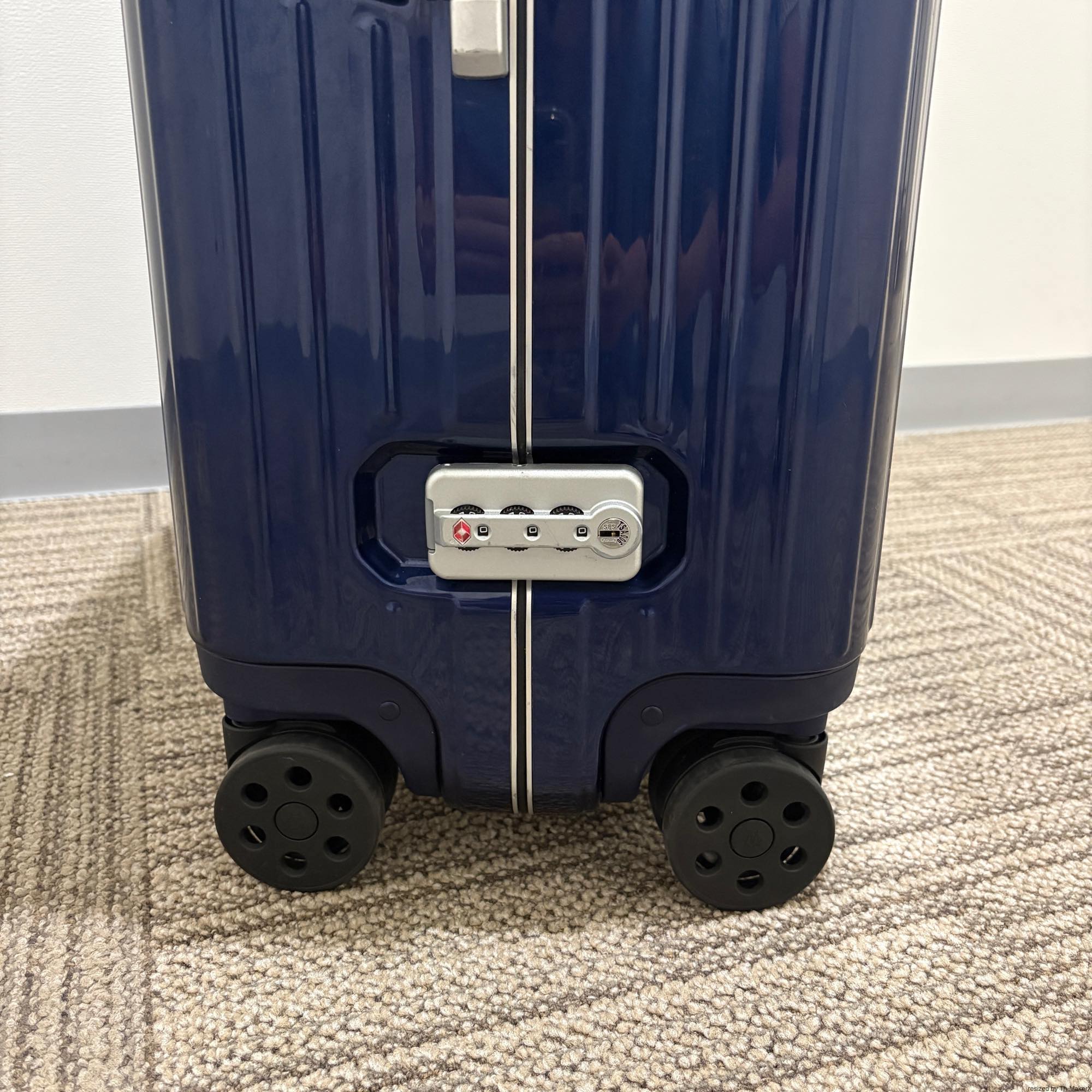 リモワ　ハイブリッド　883.73.60.4 　チェックインL　マットブルー　中古美品　84L