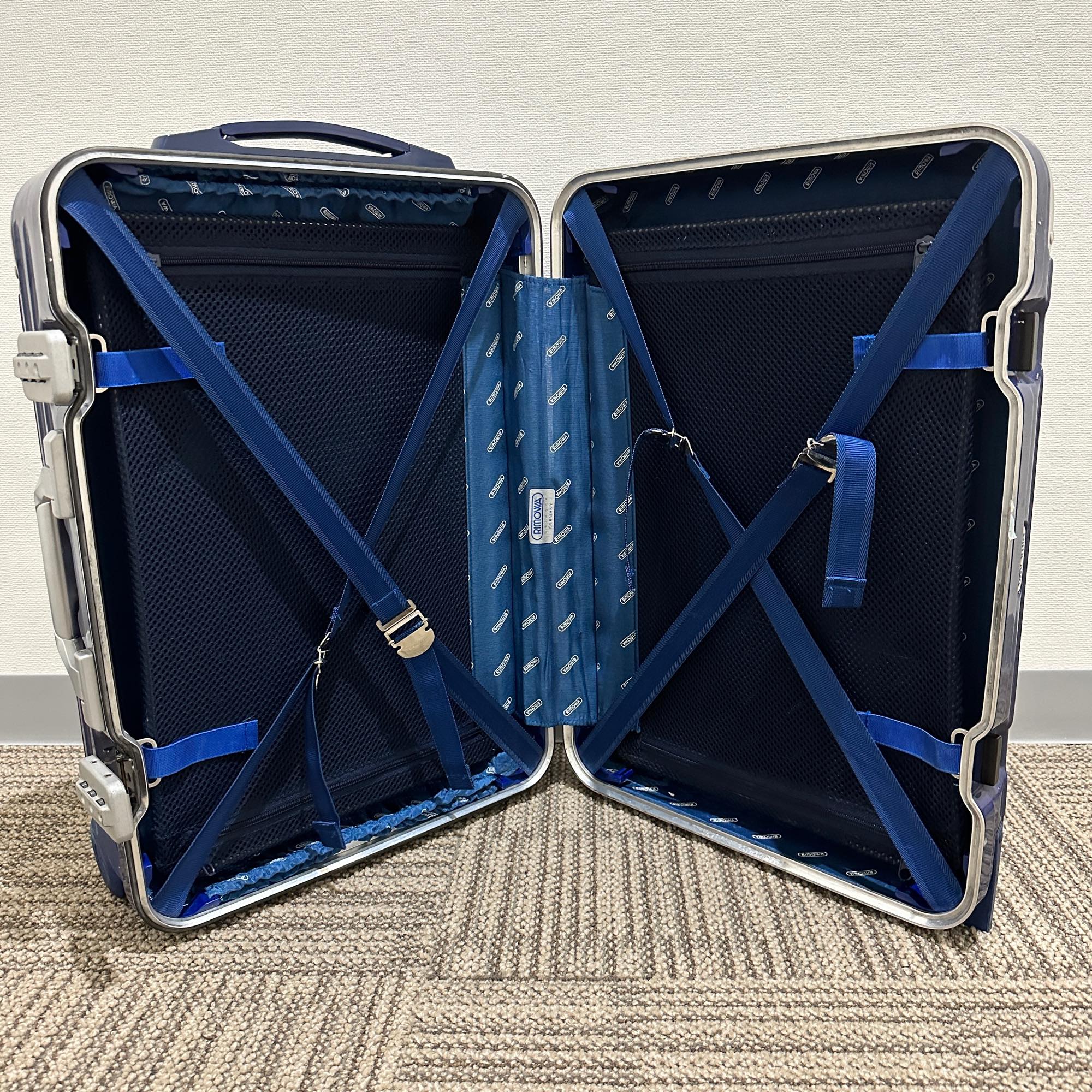 リモワ　リンボ　U884.52　35リットル　中古商品　2輪