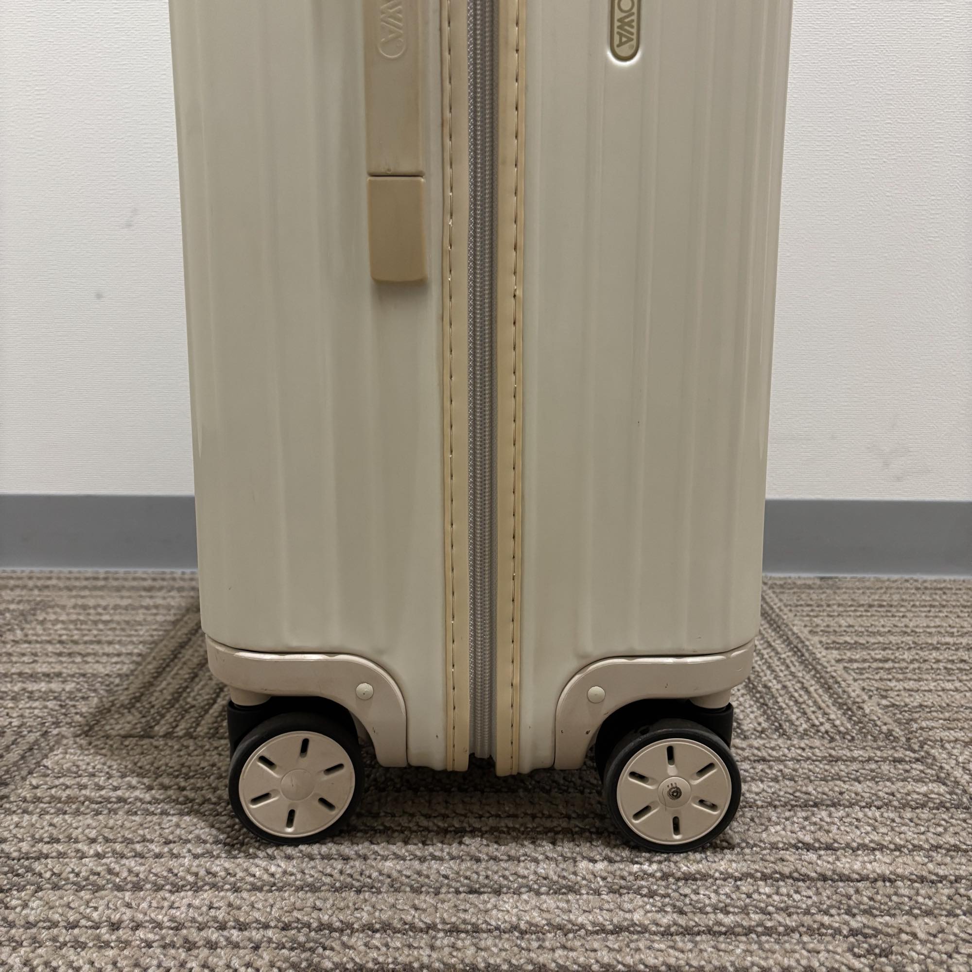 リモワ　ユナイテッドアローズ限定　エッセンシャル(サルサ)　895.44.01.0　中古美品　78リットル　4輪