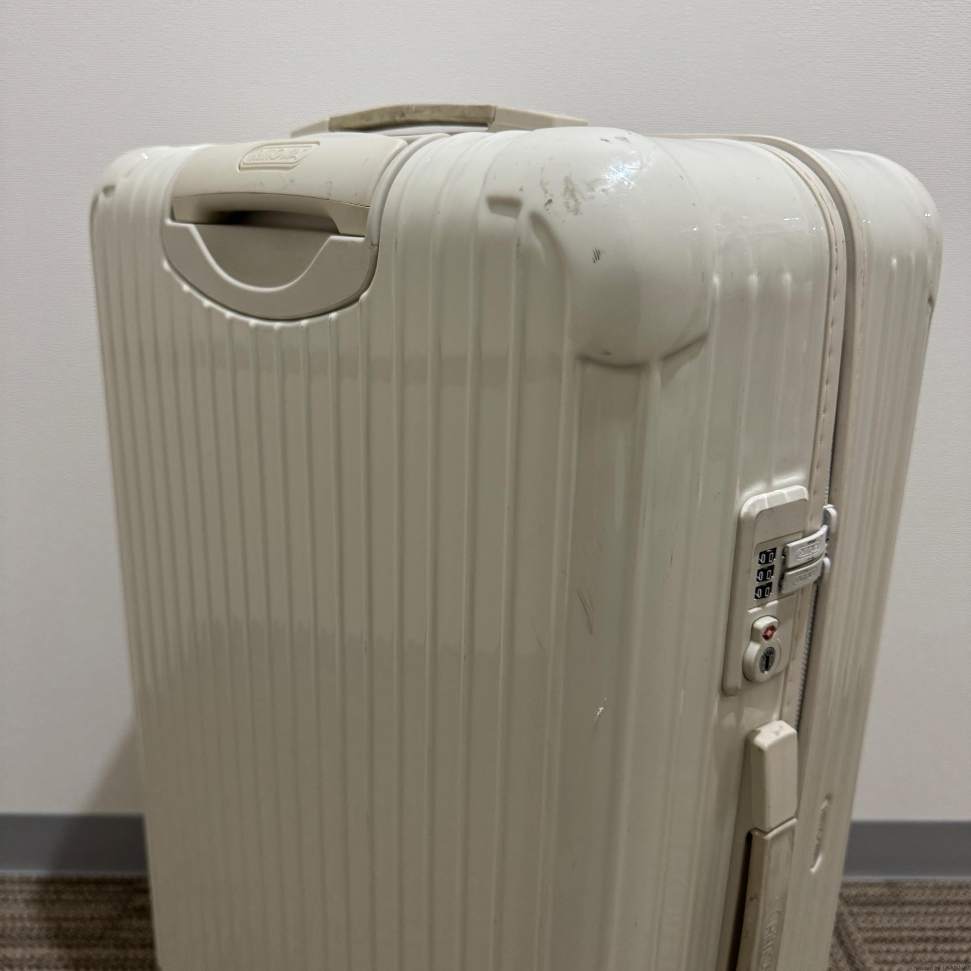 リモワ　ユナイテッドアローズ限定　サルサ　895.44.01.2　中古美品　78リットル　4輪